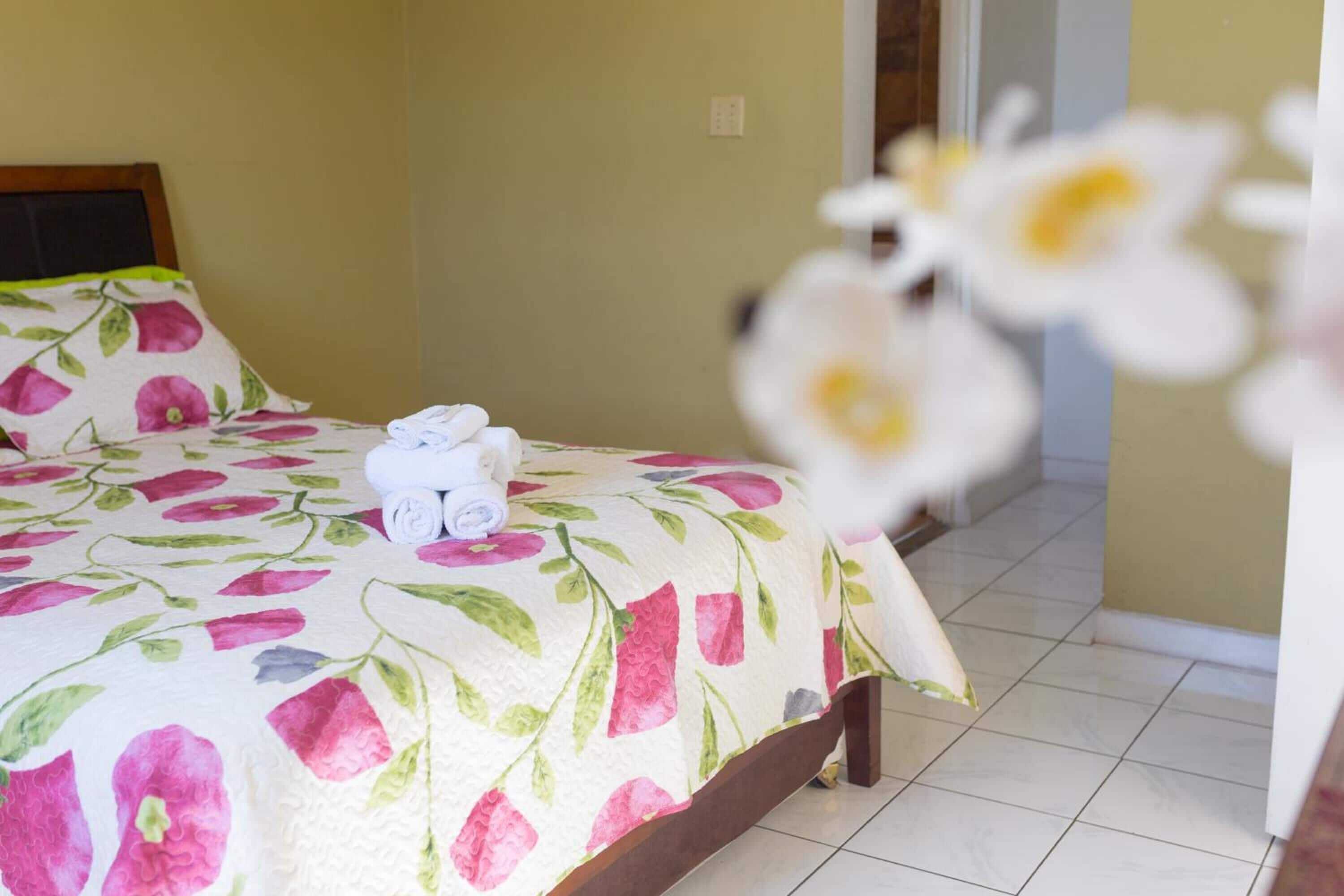 Gift card for Cozy Accommodations - Dorchester City Line Gift card for Cozy Accommodations - Dorchester City Line