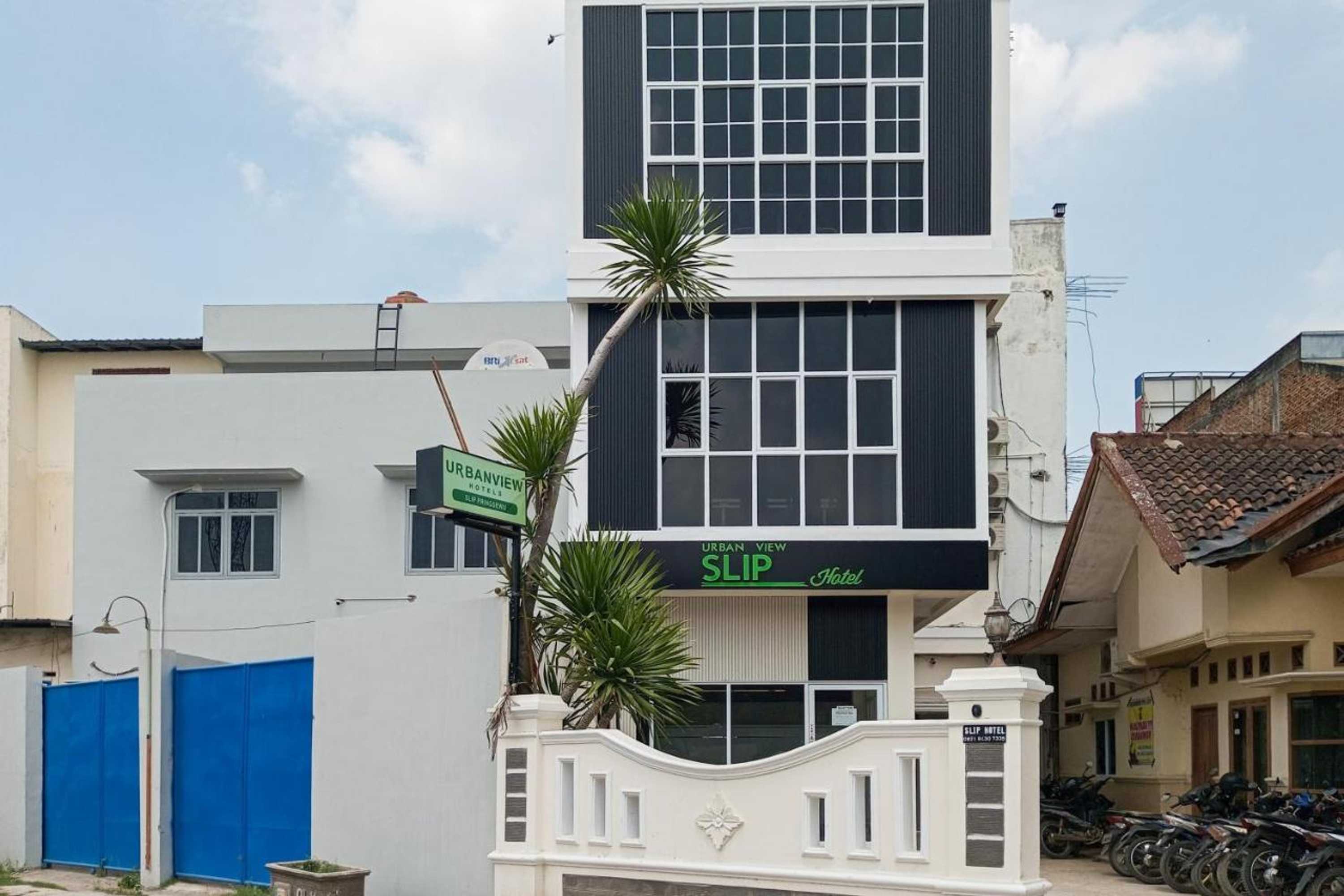 Gift card for Urbanview Hotel Slip Pringsewu by Reddoorz Gift card for Urbanview Hotel Slip Pringsewu by Reddoorz