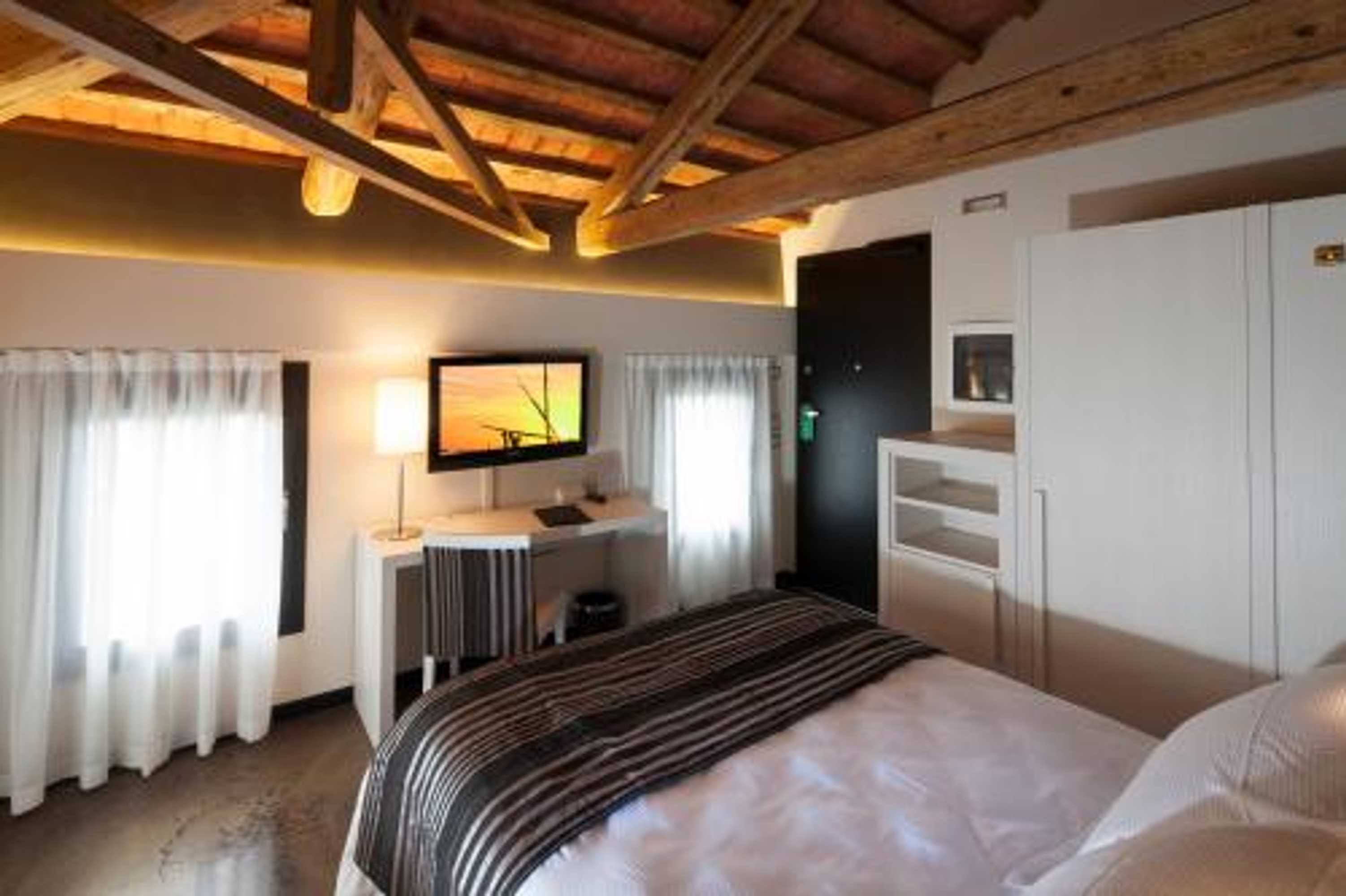 Gift card for Villa Solaris Hotel & Residence Gift card for Villa Solaris Hotel & Residence