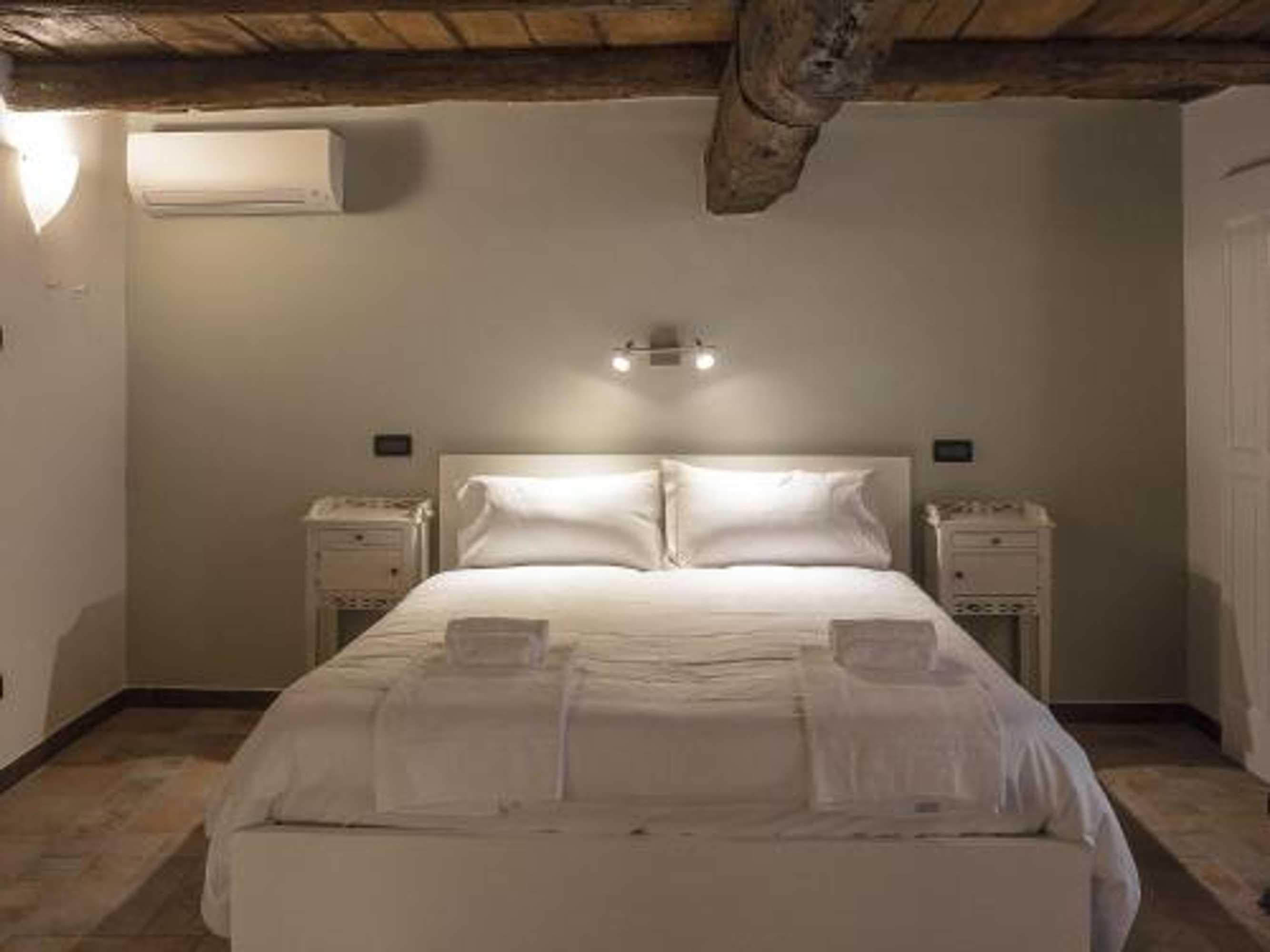 Gift card for Antica Corte Room & Breakfast Gift card for Antica Corte Room & Breakfast