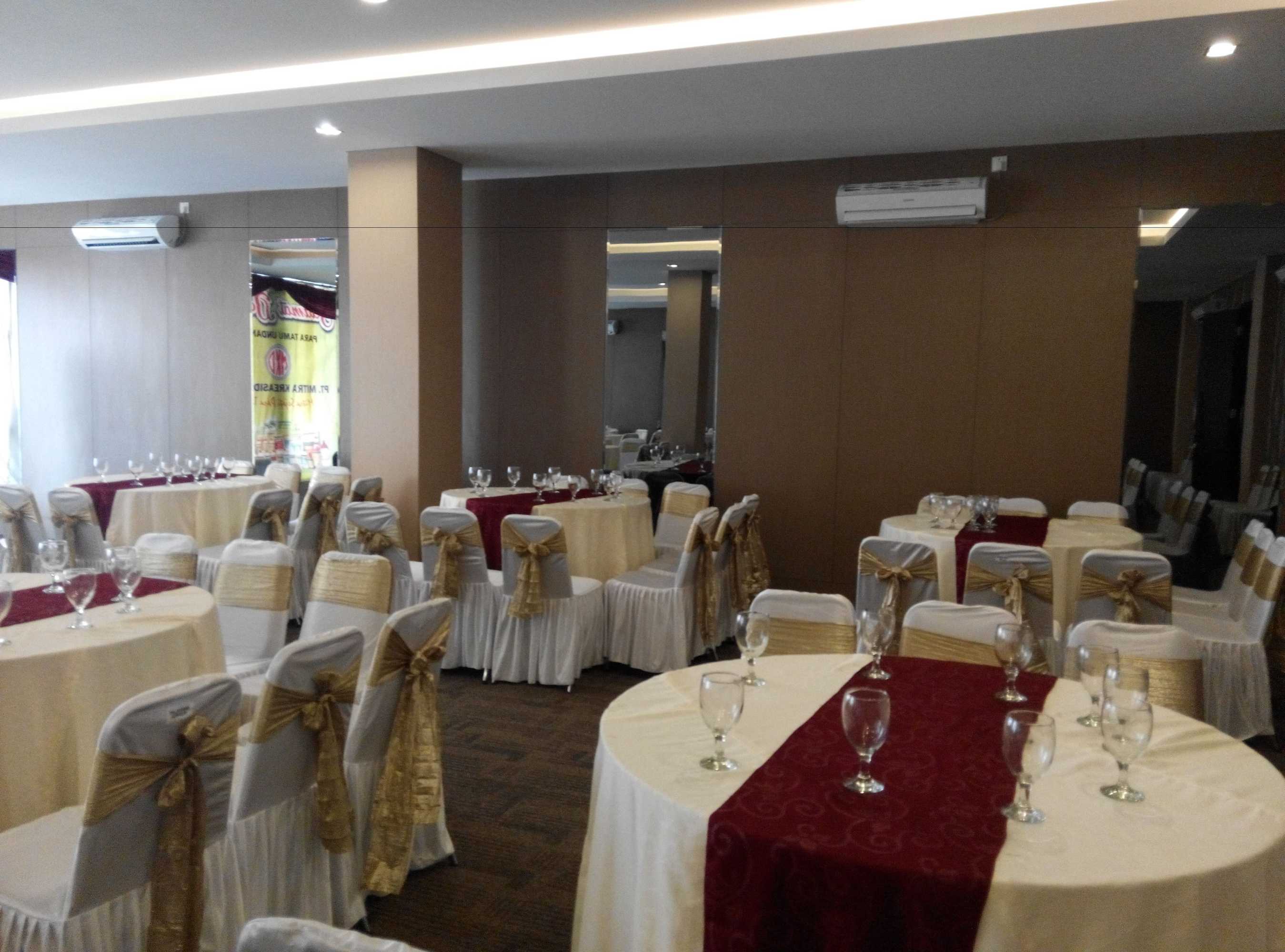 Gift card for Viva Hotel Kediri, Azana Hotels Collection Gift card for Viva Hotel Kediri, Azana Hotels Collection
