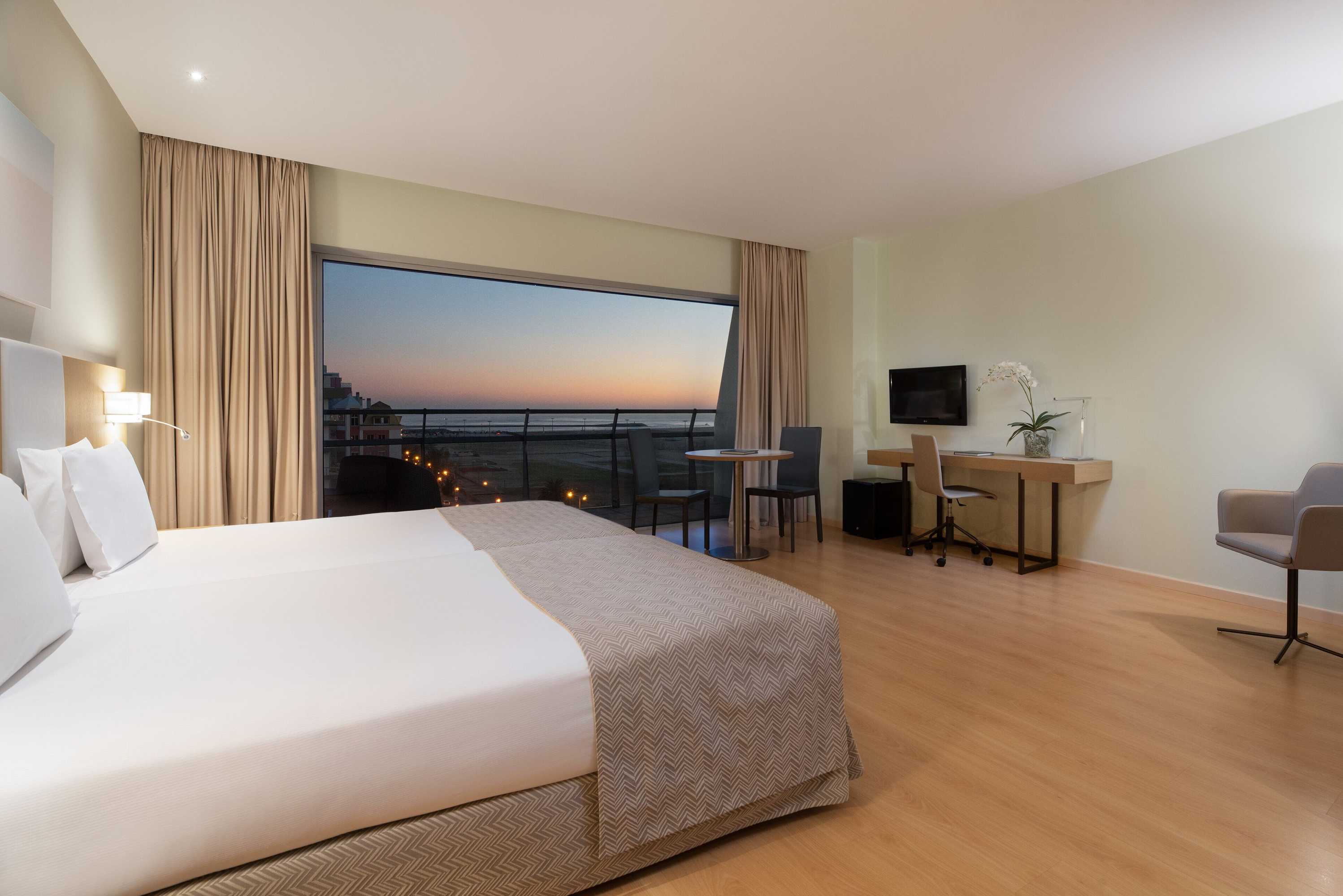 Gift card for Eurostars Oasis Plaza Hotel