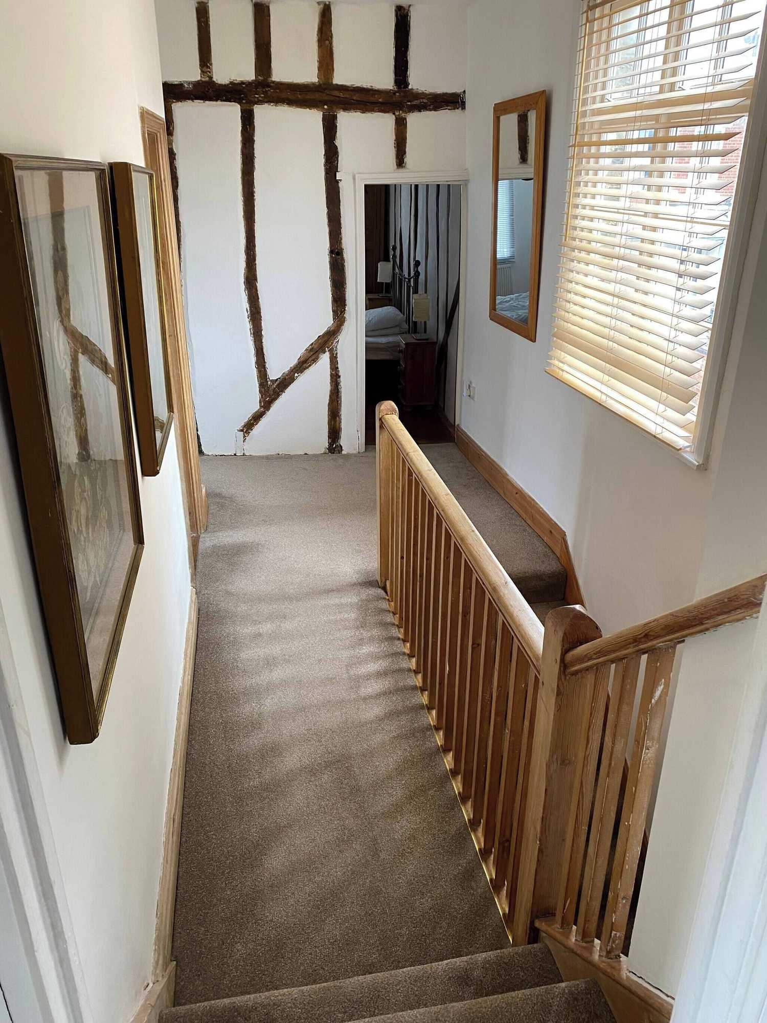 Gift card for 4 BR & 2 Bathroom House Parking Garden St Neots Town Centre Gift card for 4 BR & 2 Bathroom House Parking Garden St Neots Town Centre