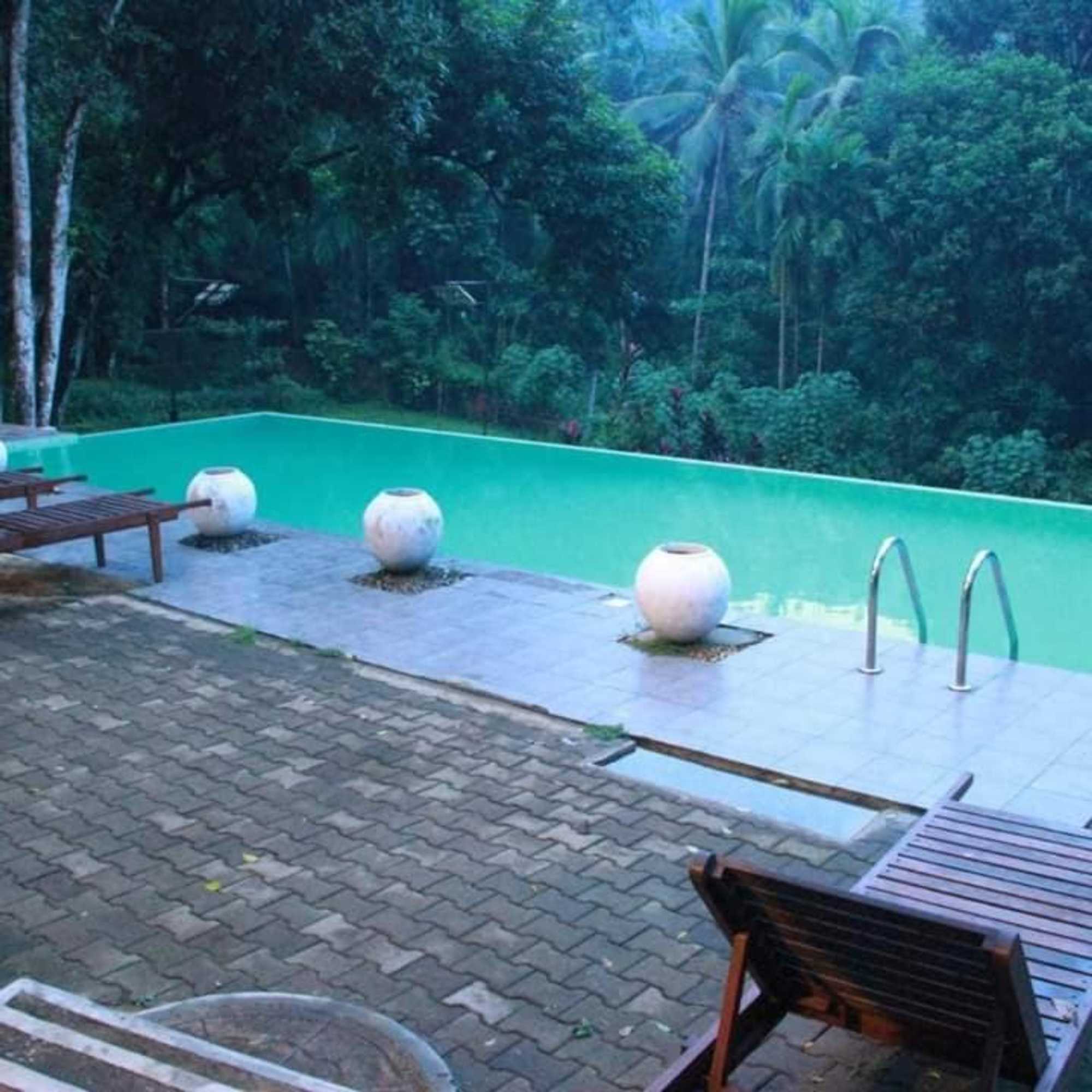 Gift card for Bopath Falls Rock Chalets