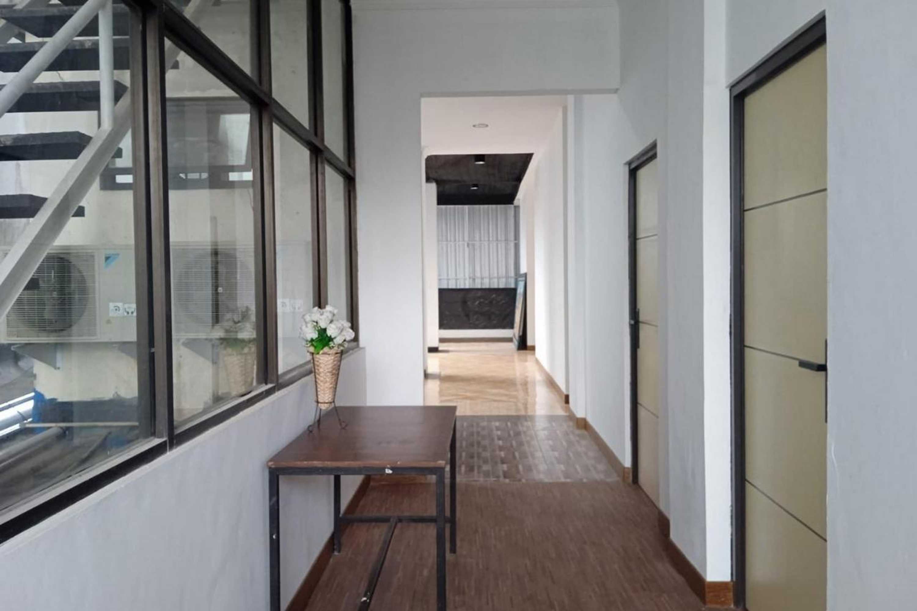 Gift card for Gorland Hostel Near Gor Satria Purwokerto Mitra Reddoorz Gift card for Gorland Hostel Near Gor Satria Purwokerto Mitra Reddoorz