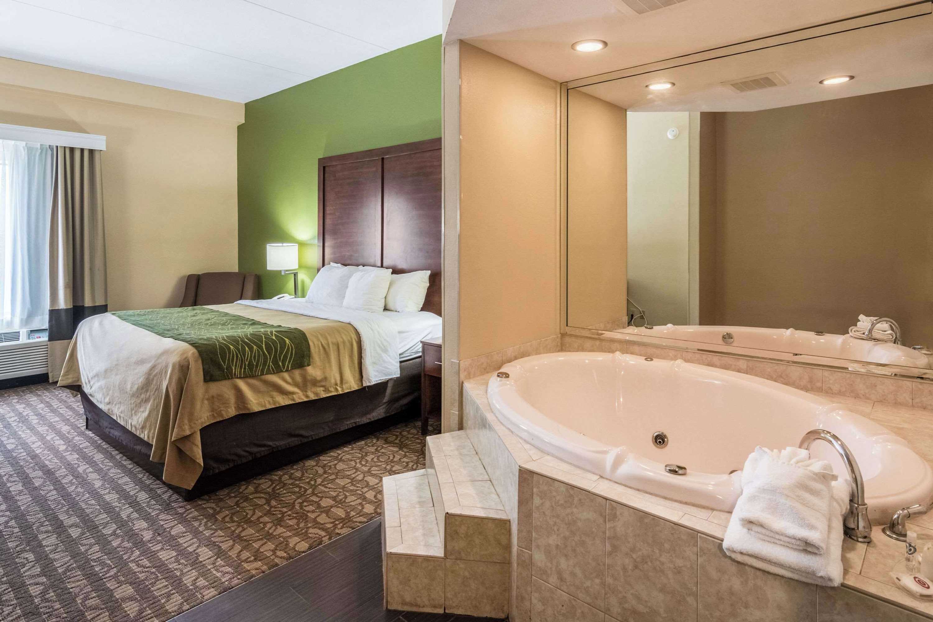 Gift card for Comfort Inn & Suites Panama City North Gift card for Comfort Inn & Suites Panama City North