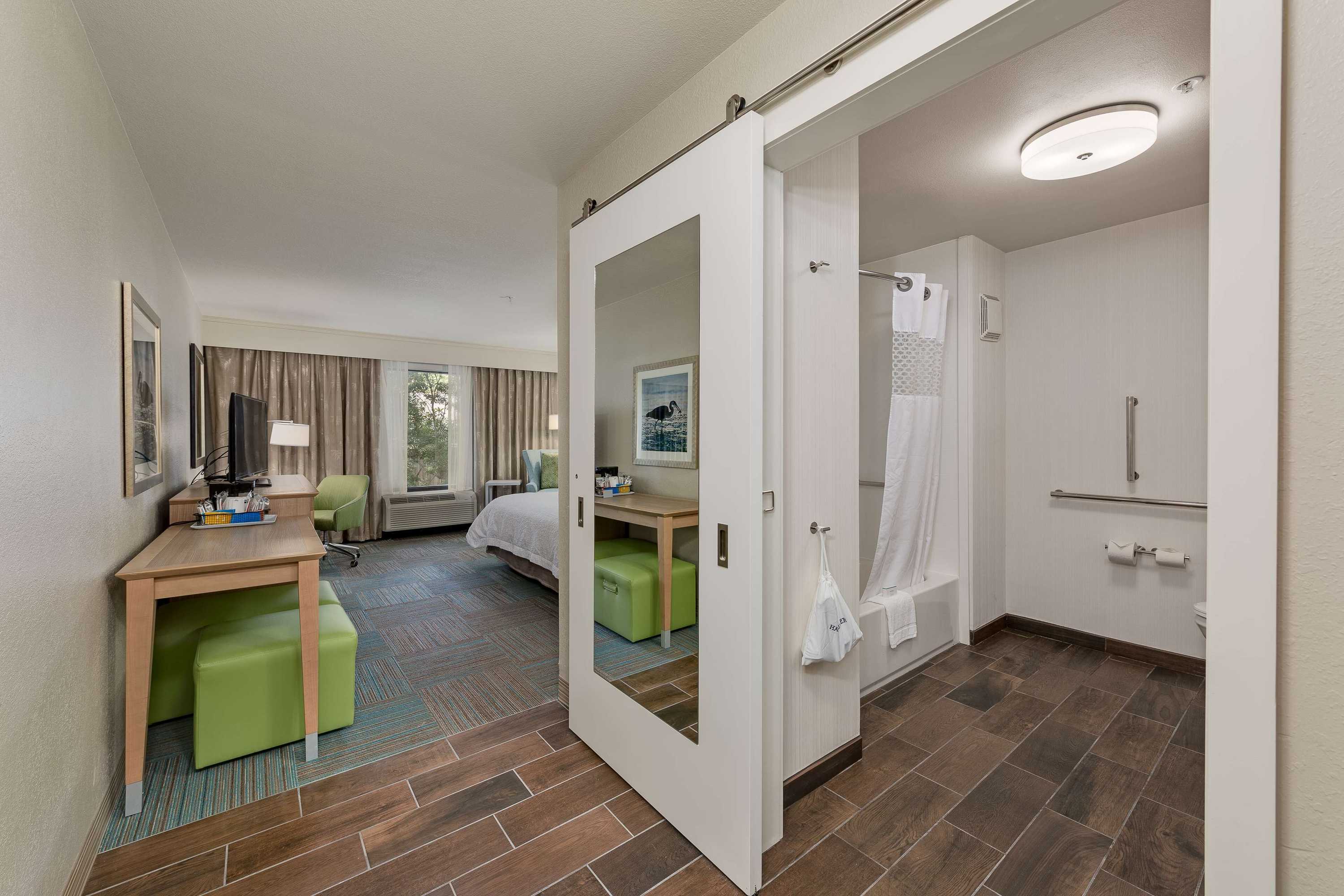 Gift card for Hampton Inn Niceville - Eglin Air Force Base Gift card for Hampton Inn Niceville - Eglin Air Force Base