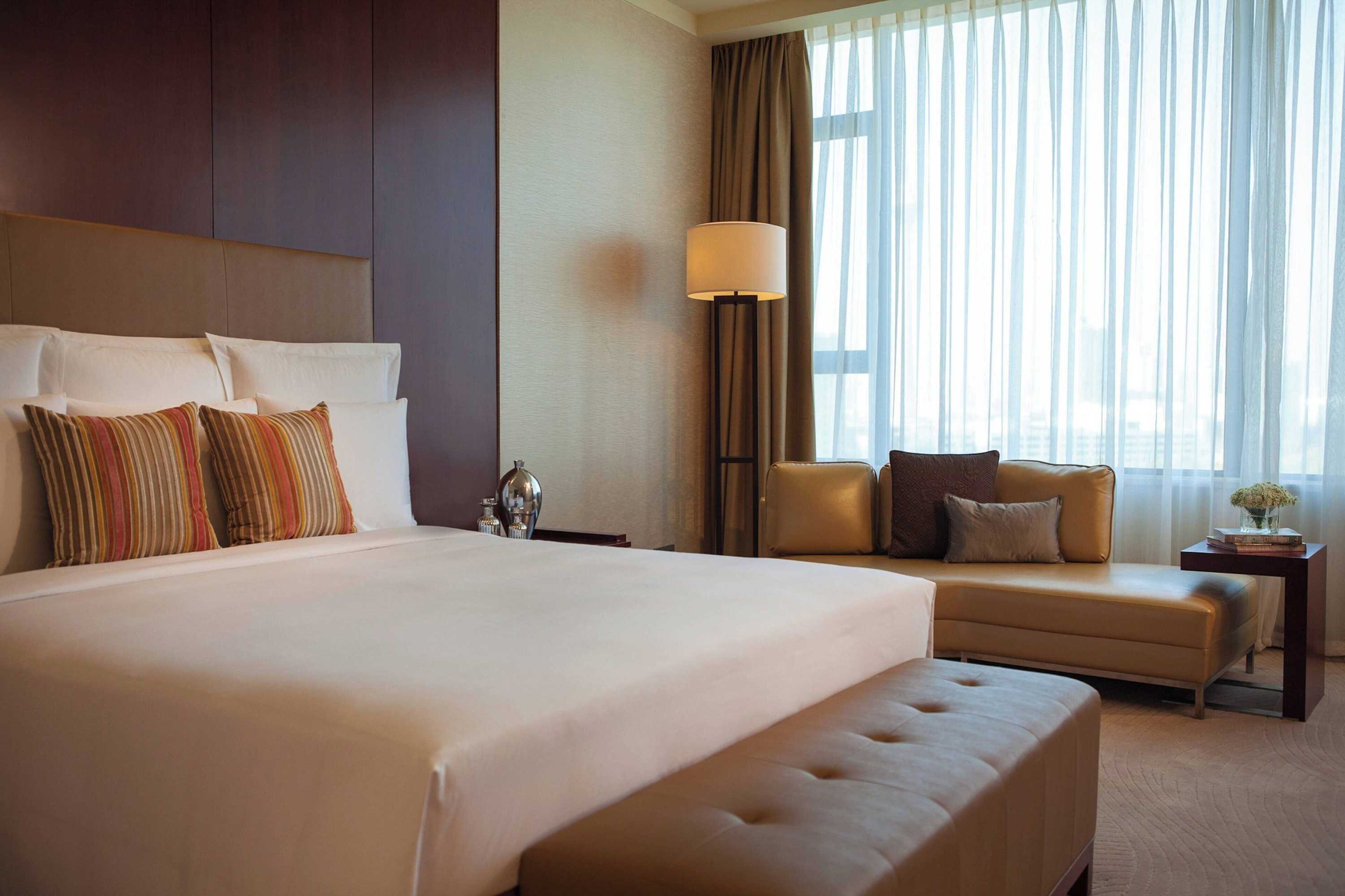 Gift card for Renaissance Tianjin Lakeview Hotel Gift card for Renaissance Tianjin Lakeview Hotel