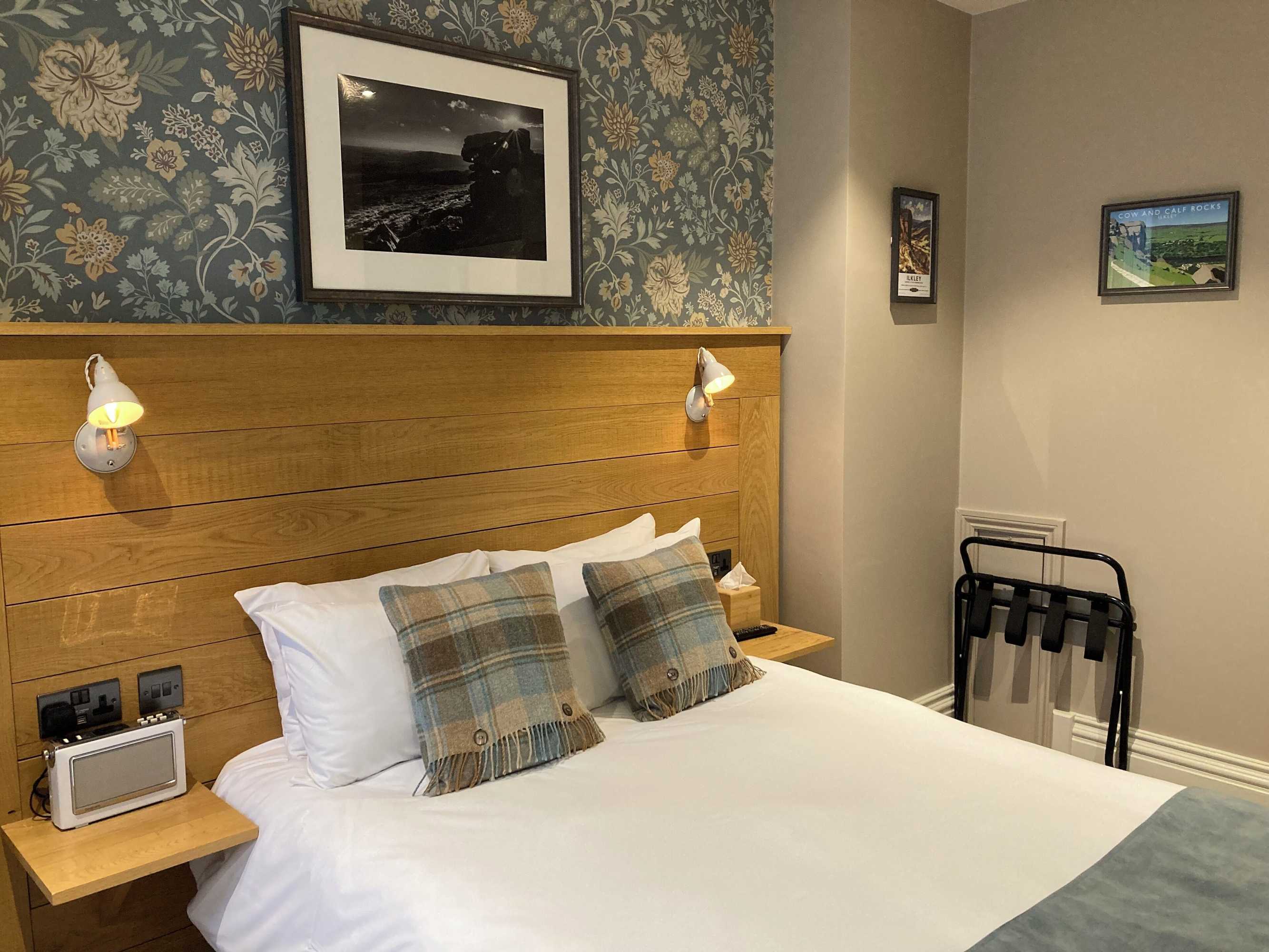 Gift card for The Black Hat