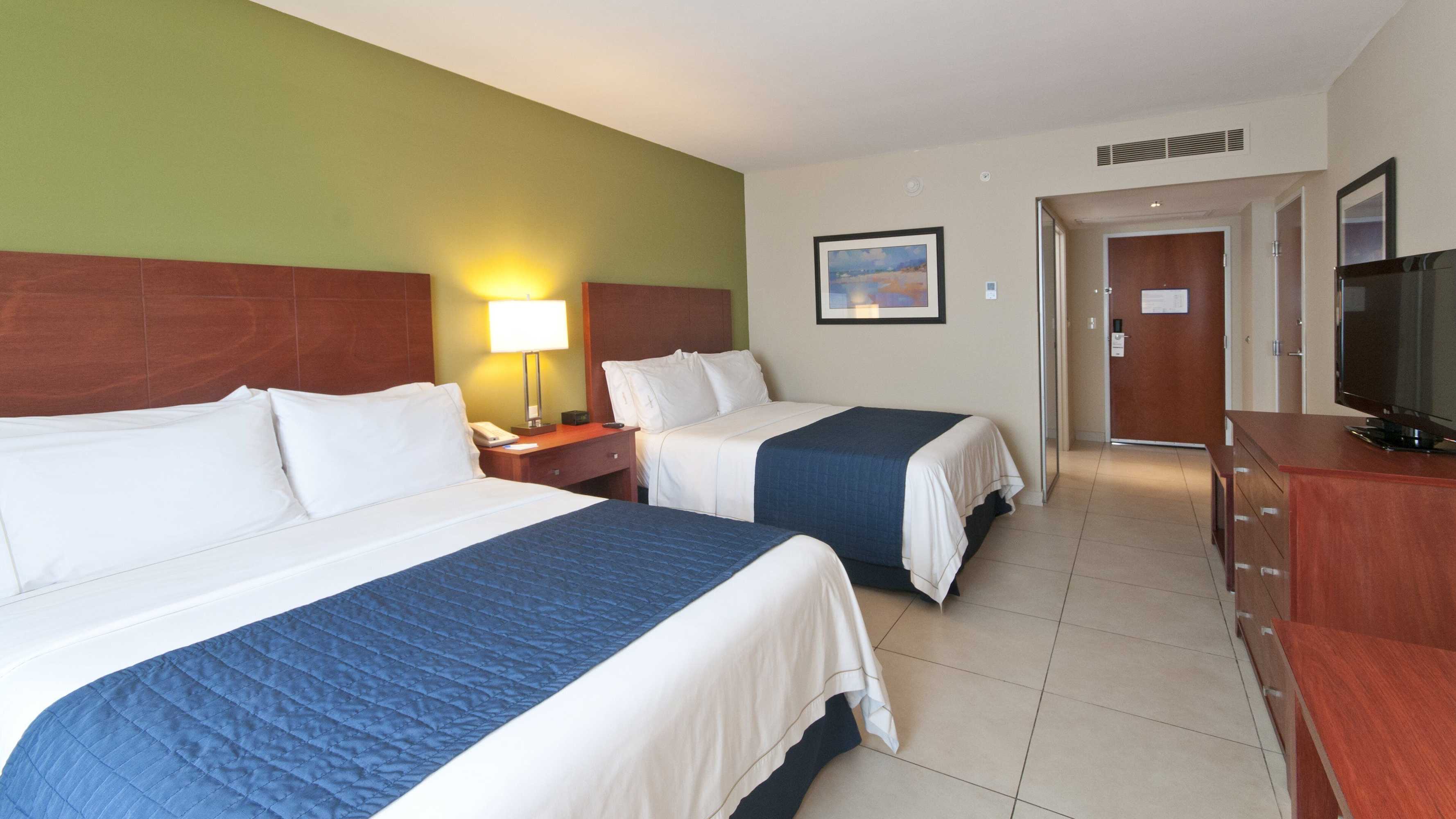 Gift card for Holiday Inn Express Veracruz Boca Del Rio by Ihg Gift card for Holiday Inn Express Veracruz Boca Del Rio by Ihg