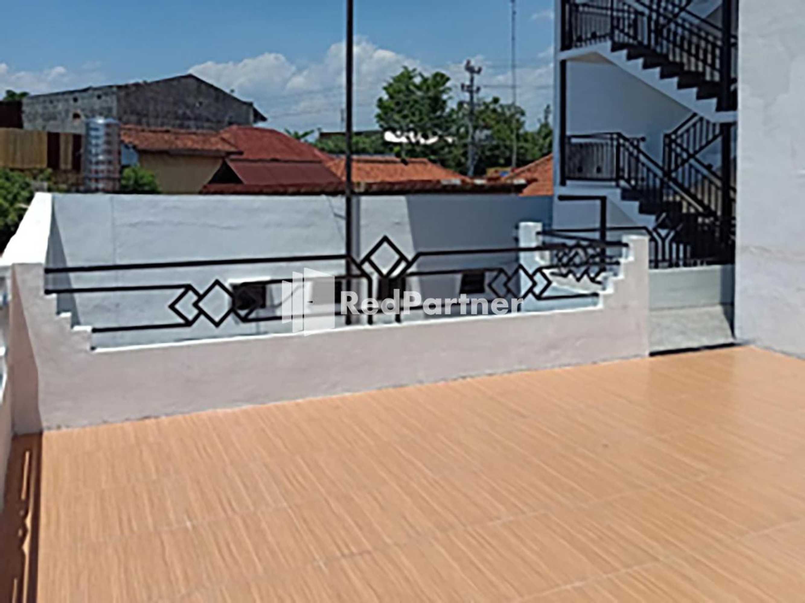 Gift card for Hotel Trikatu Kendal Near Taman Kota Weleri Mitra Reddoorz