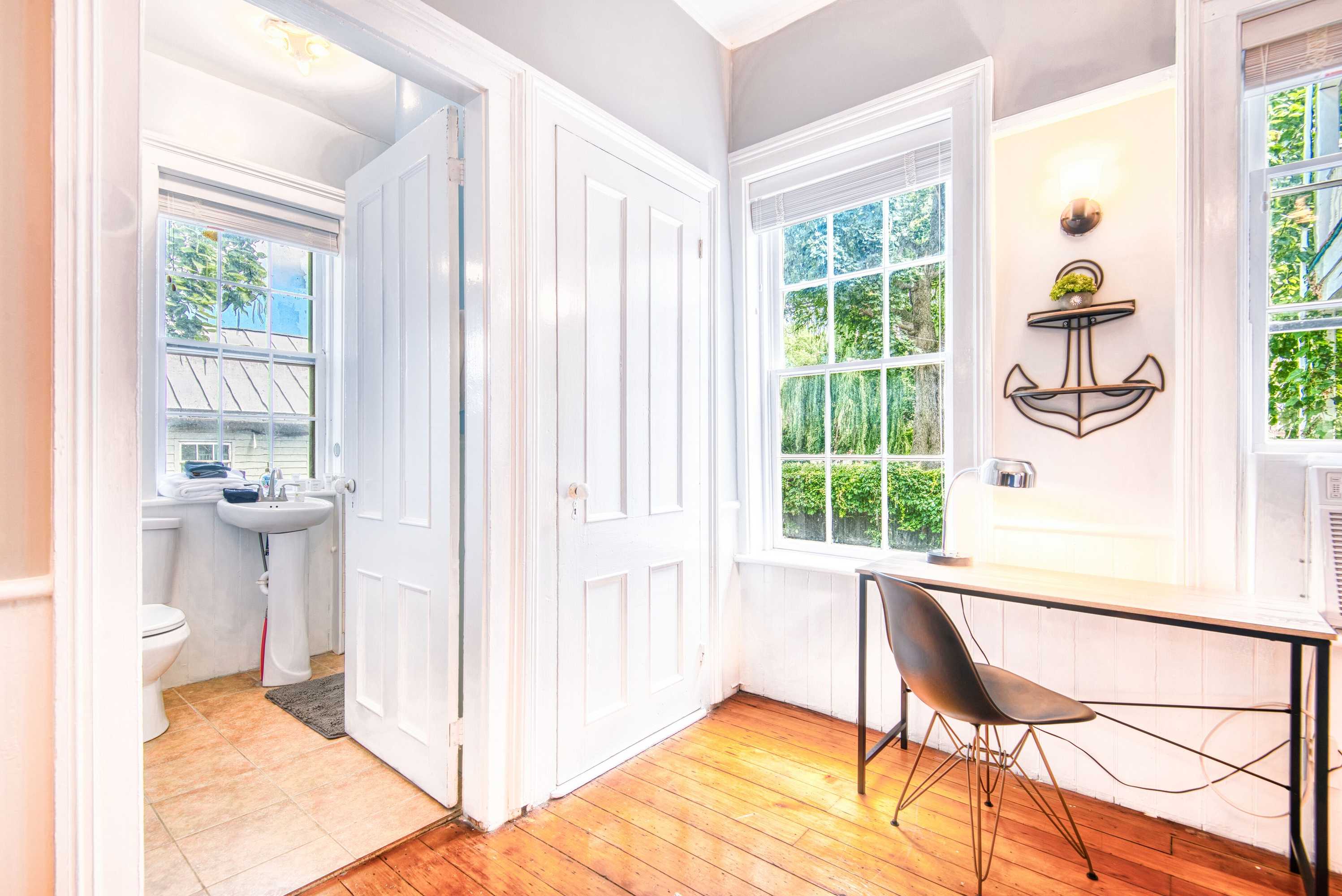 Gift card for Hudson Mariner