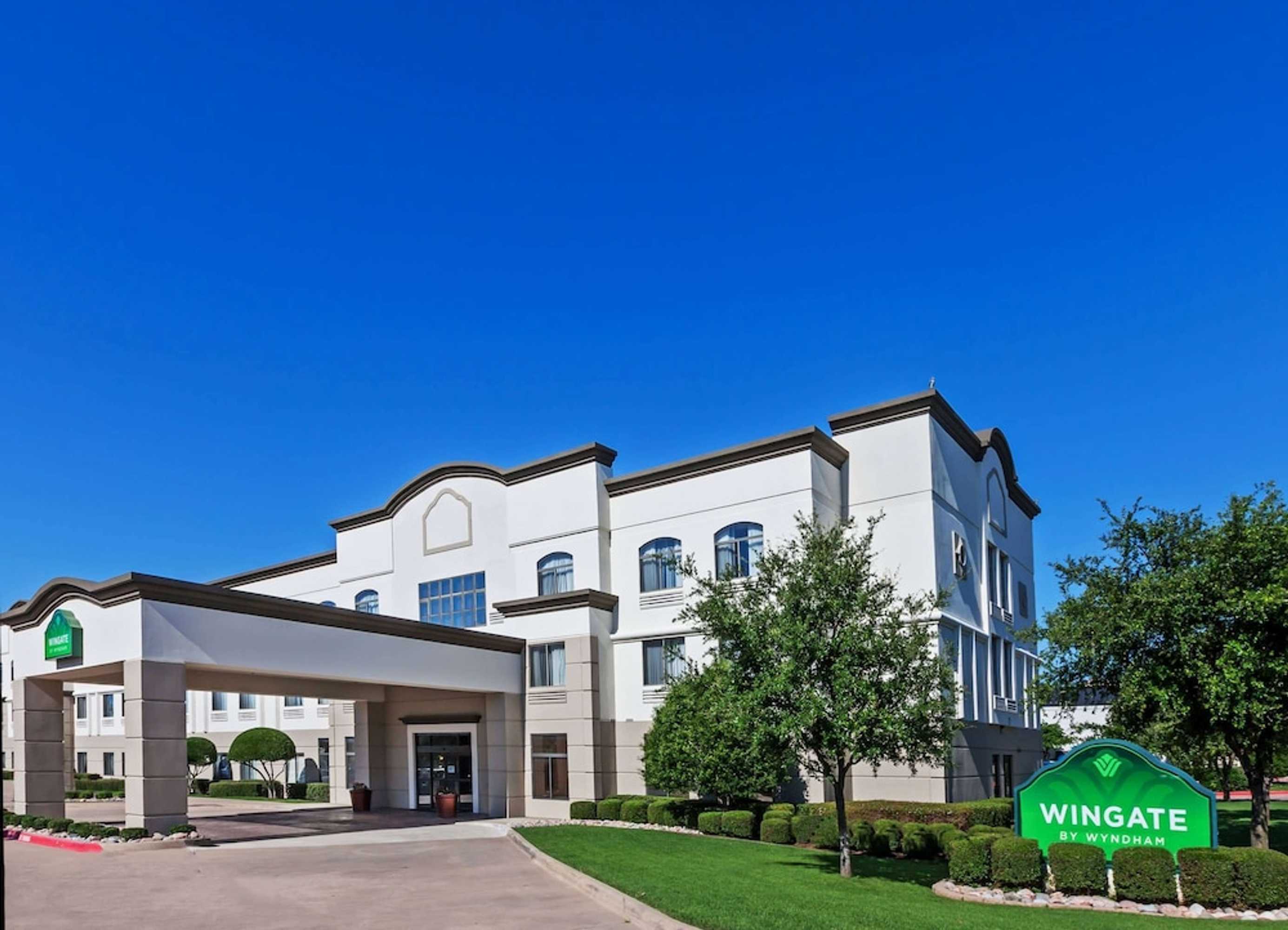 Gift card for Comfort Inn And Suites Irving Gift card for Comfort Inn And Suites Irving