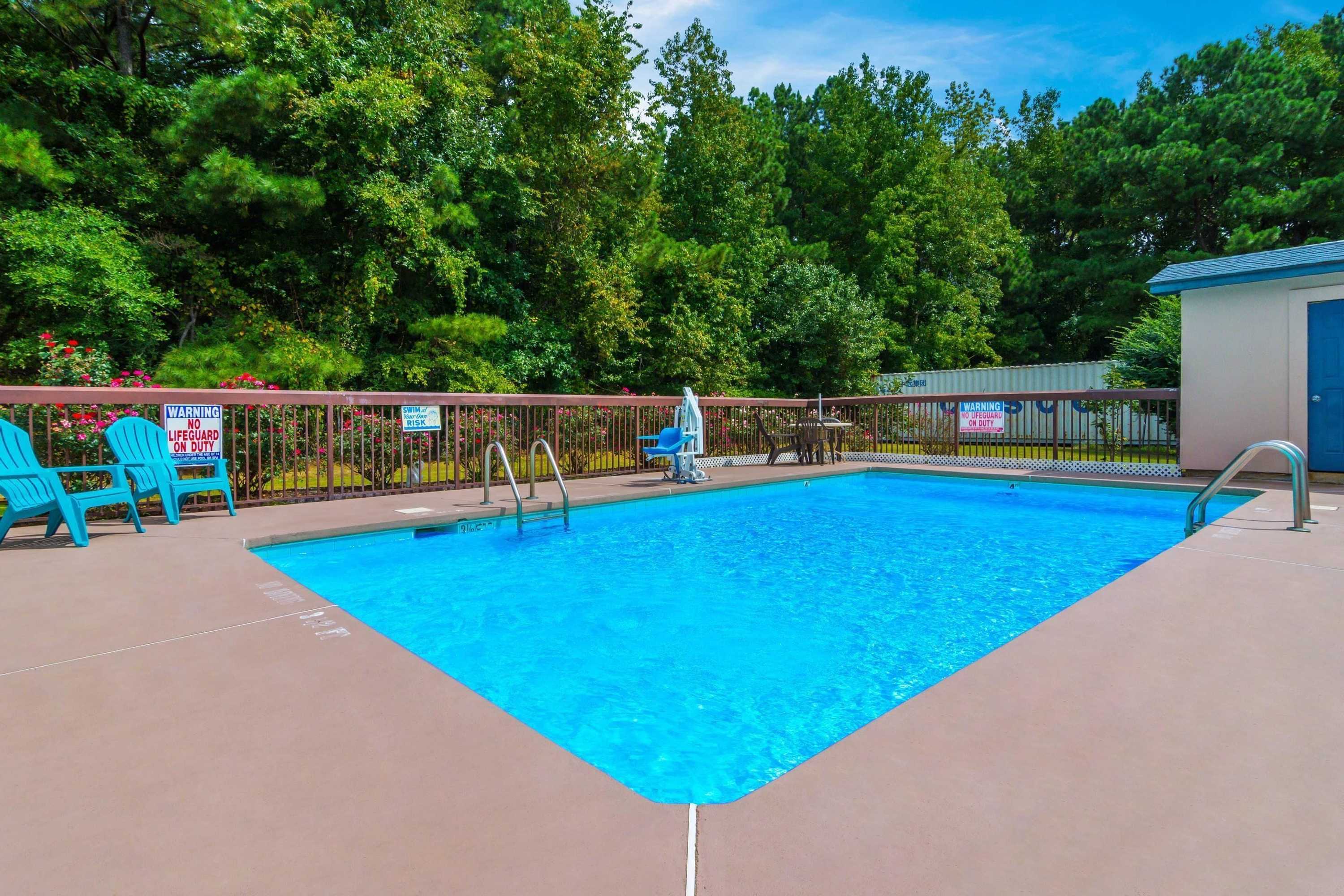 Gift card for Econo Lodge Battleboro Rocky Mount I-95 Gift card for Econo Lodge Battleboro Rocky Mount I-95