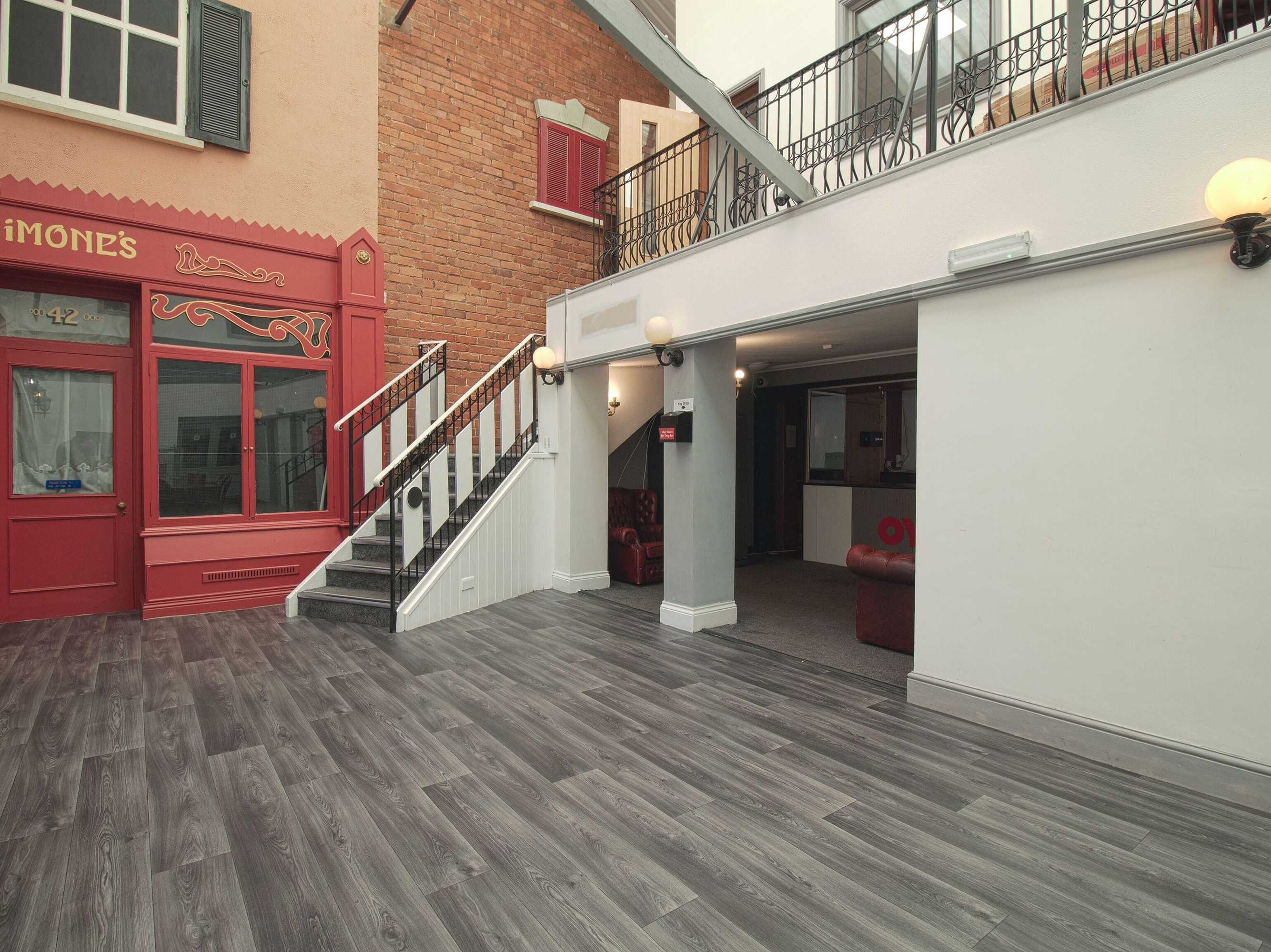 Gift card for Oyo Hotel Clamart