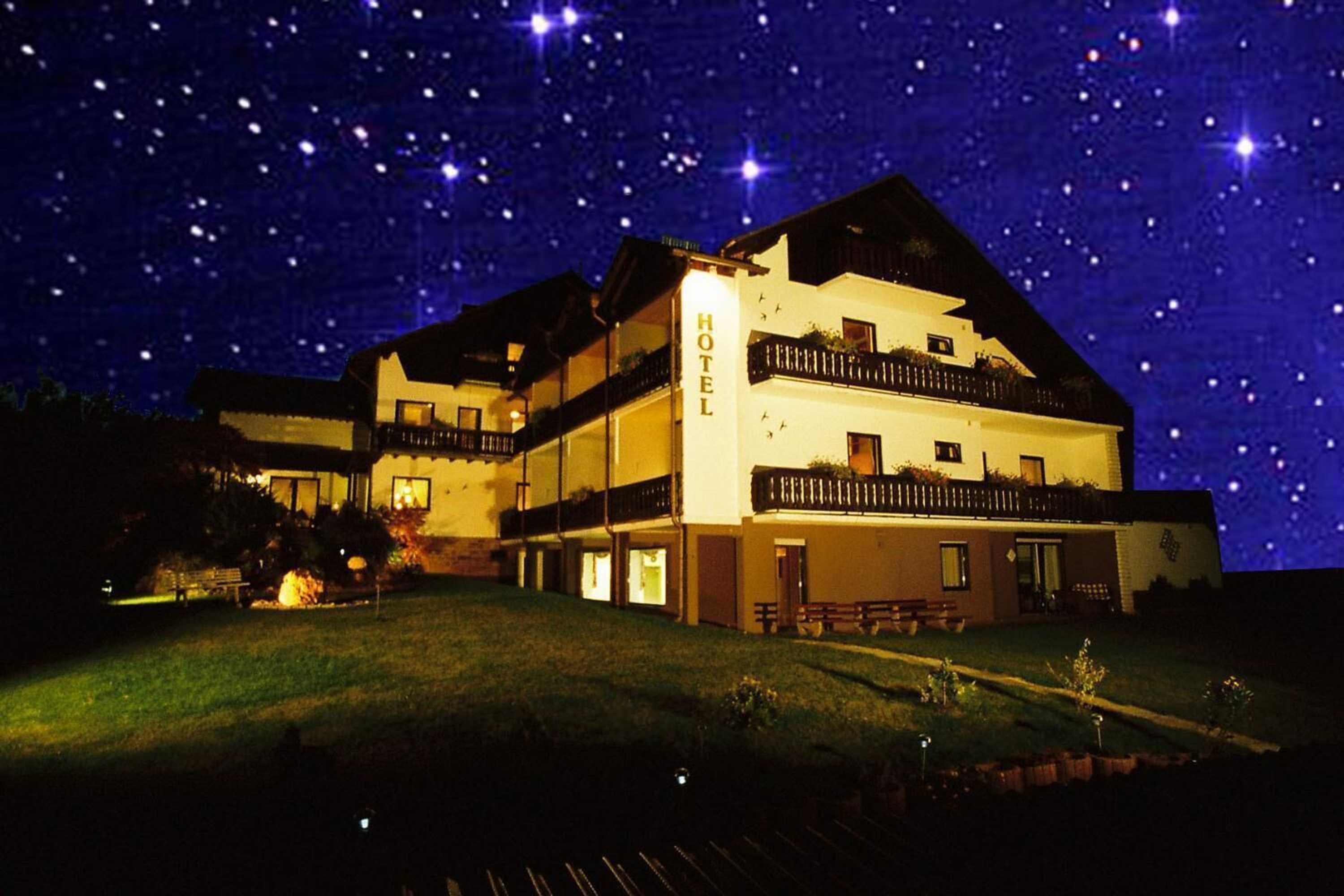 Gift card for Garni Hotel & Ferienwohnungen Seeschlößchen Gift card for Garni Hotel & Ferienwohnungen Seeschlößchen