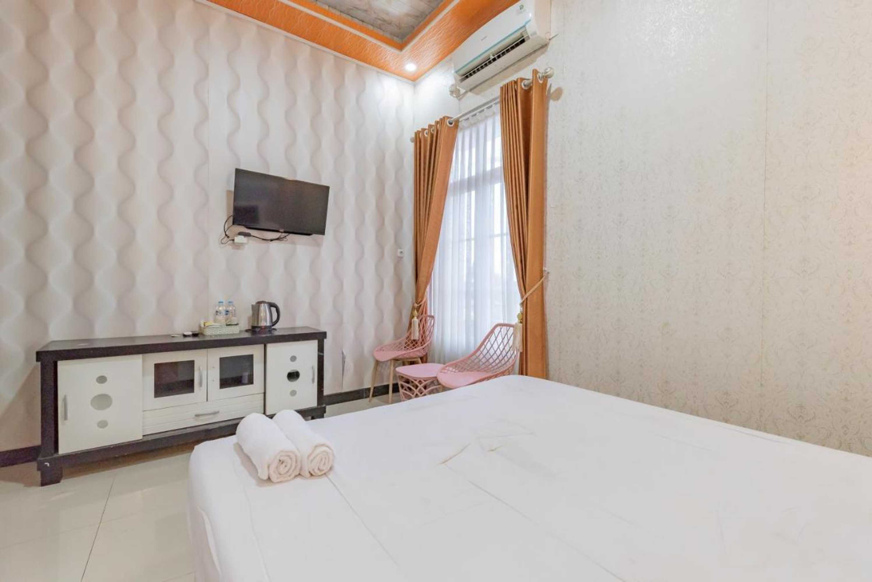 Gift card for Urbanview Hotel Rifal Home Tegal Gift card for Urbanview Hotel Rifal Home Tegal