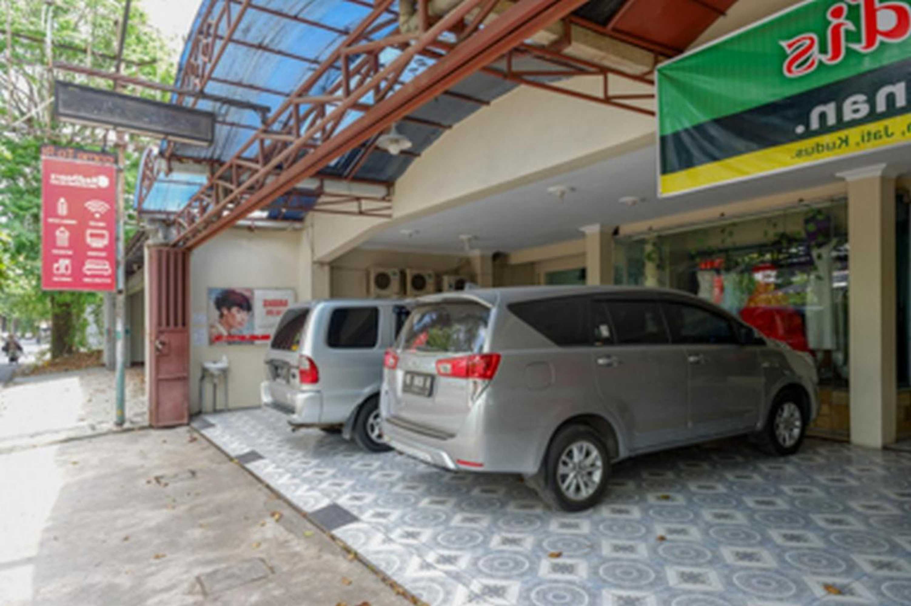 Gift card for Reddoorz Near Rsud Kudus