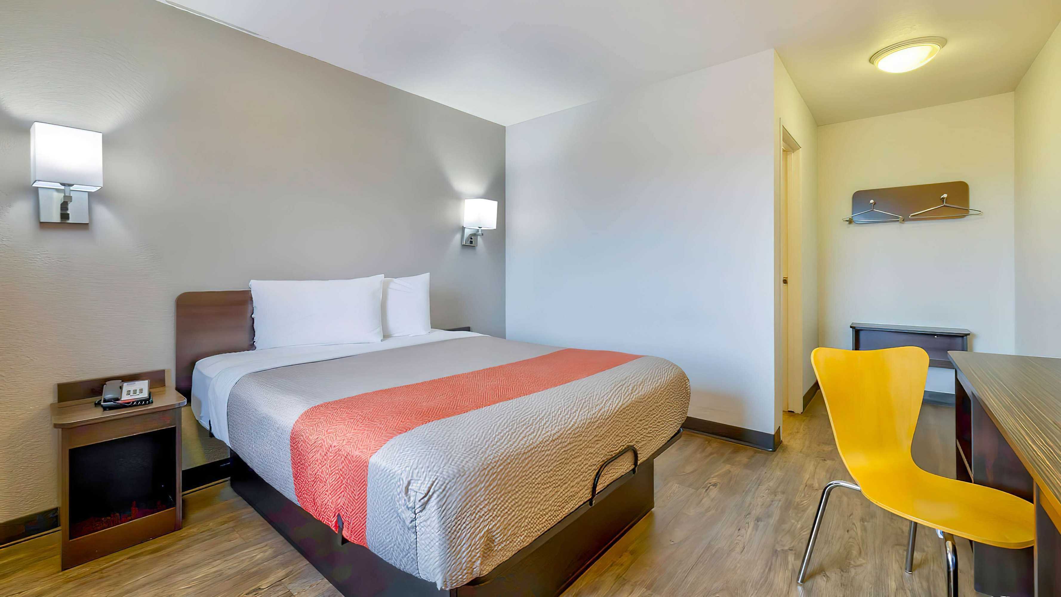 Gift card for Motel 6 Santa Rosa, NM Gift card for Motel 6 Santa Rosa, NM
