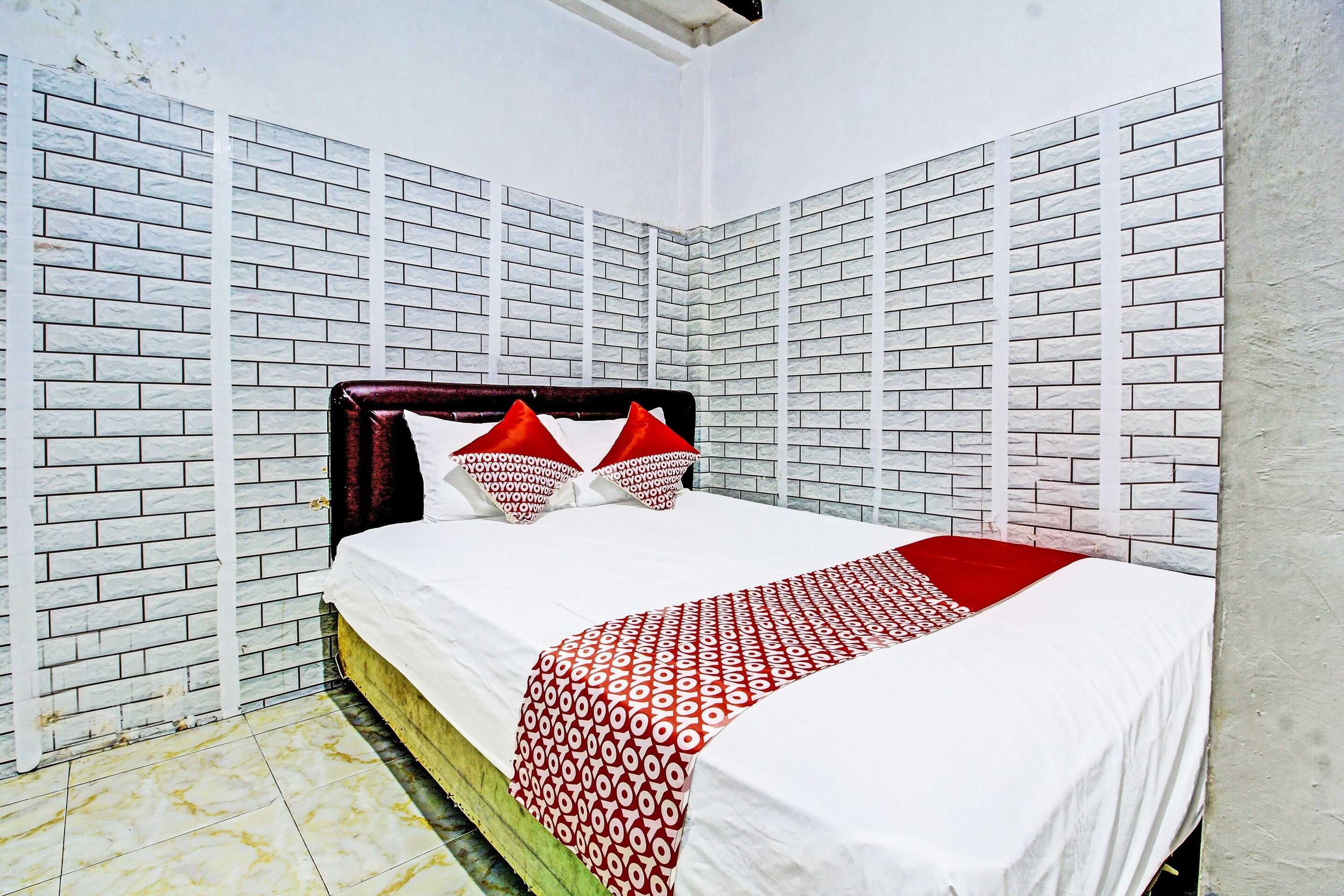 Gift card for Oyo 3012 Coupis Guesthouse Syariah Gift card for Oyo 3012 Coupis Guesthouse Syariah