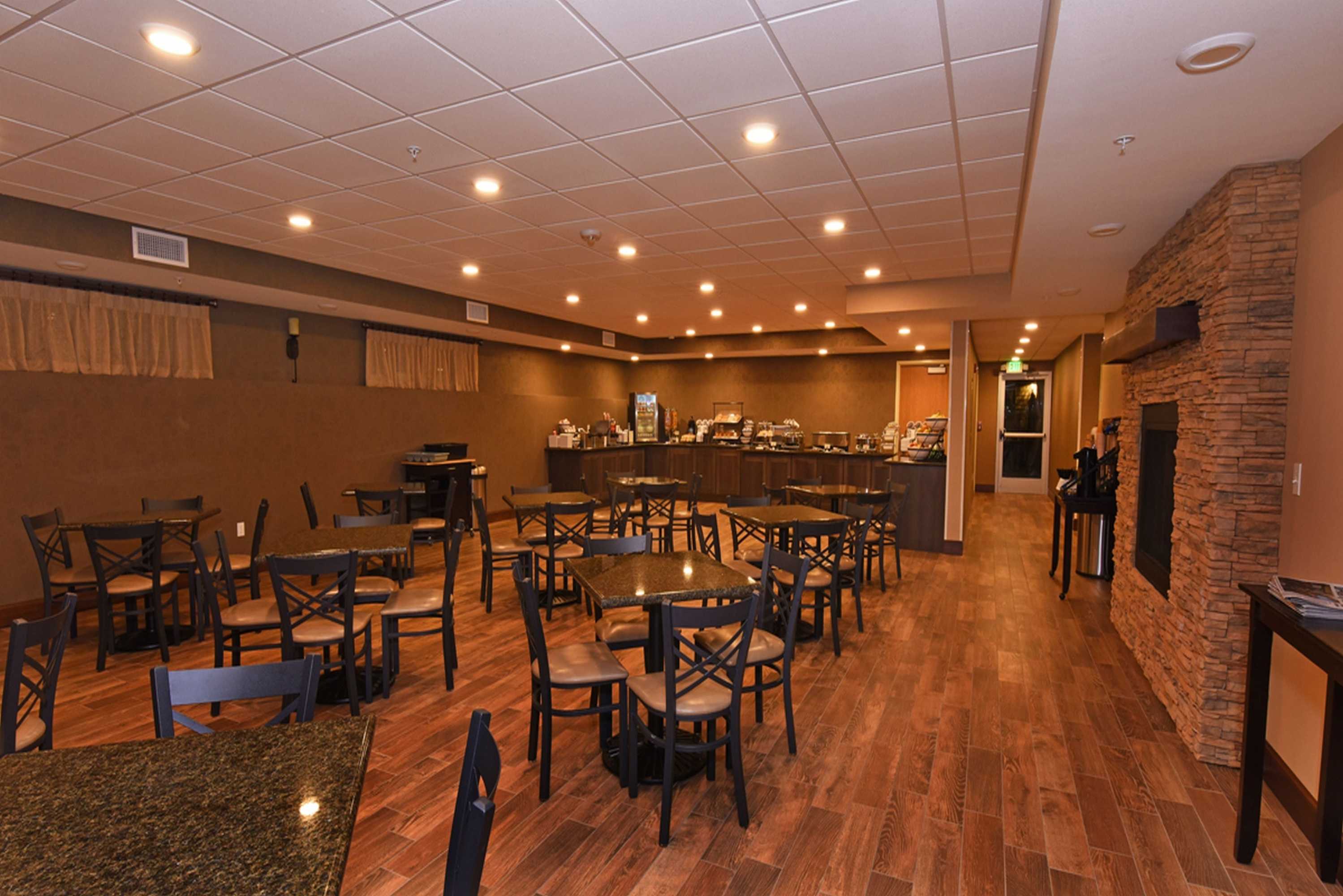 Gift card for Best Western Plus Vintage Valley Inn