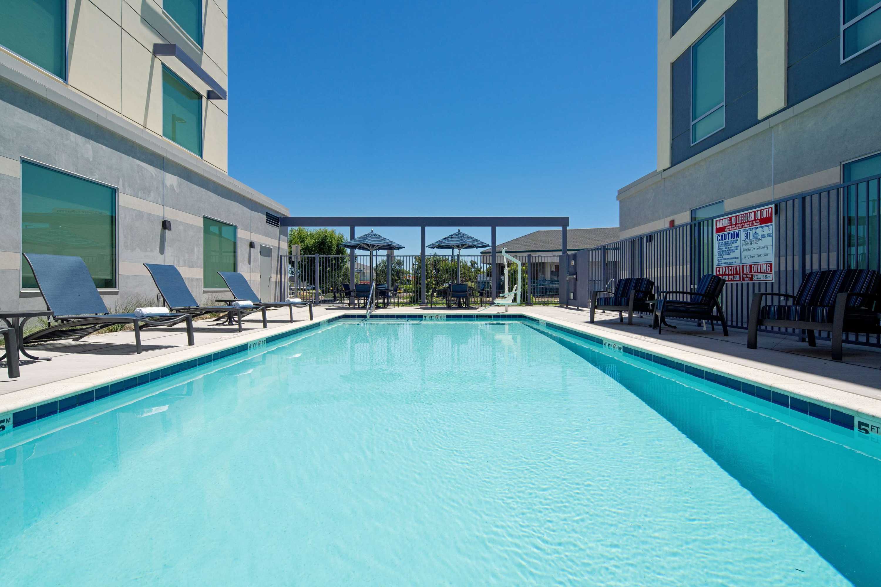 Gift card for Hampton Inn & Suites Gilroy