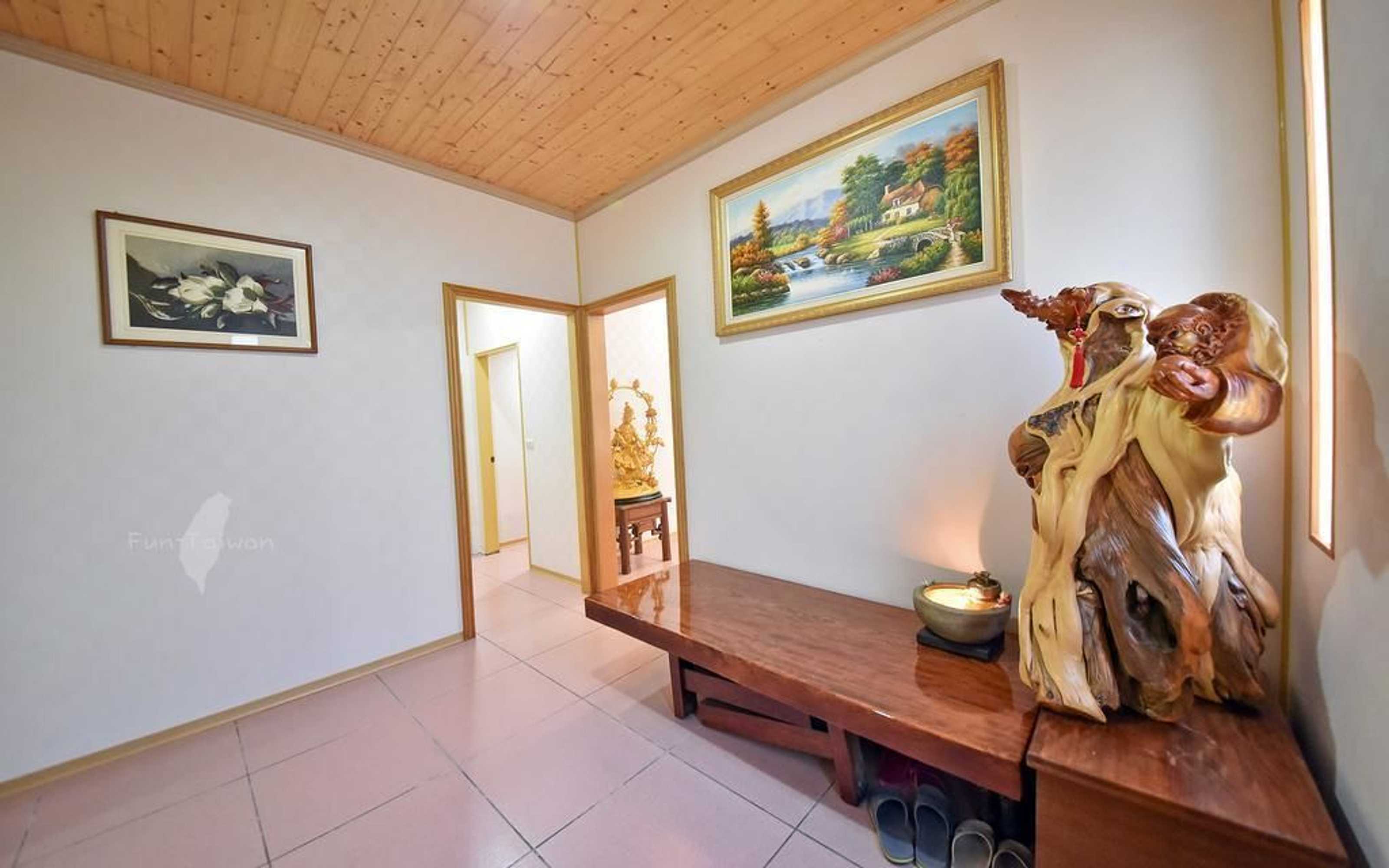 Gift card for Hillside Plot Inn