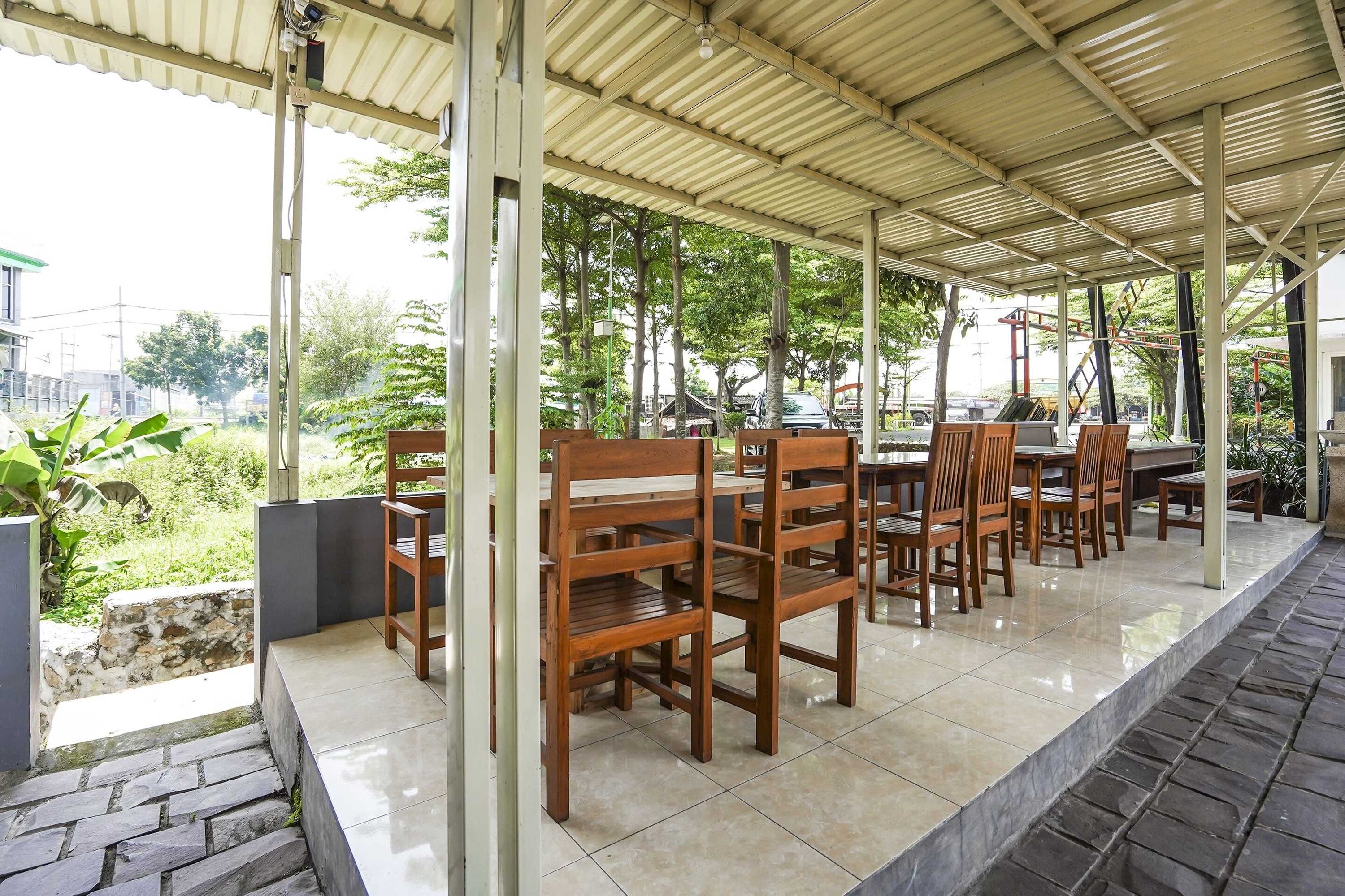 Gift card for Oyo Flagship 90886 Sunset View Homestay Gift card for Oyo Flagship 90886 Sunset View Homestay