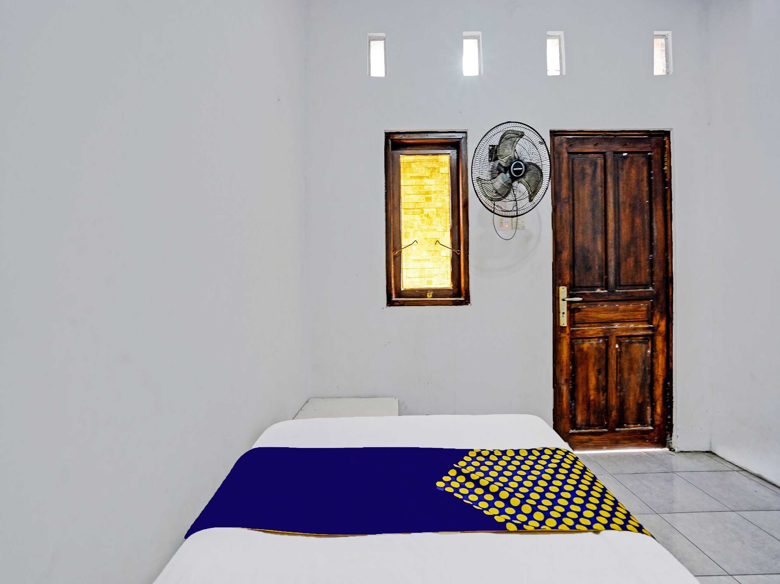 Gift card for Oyo 92086 Fun Guesthouse Syariah Gift card for Oyo 92086 Fun Guesthouse Syariah