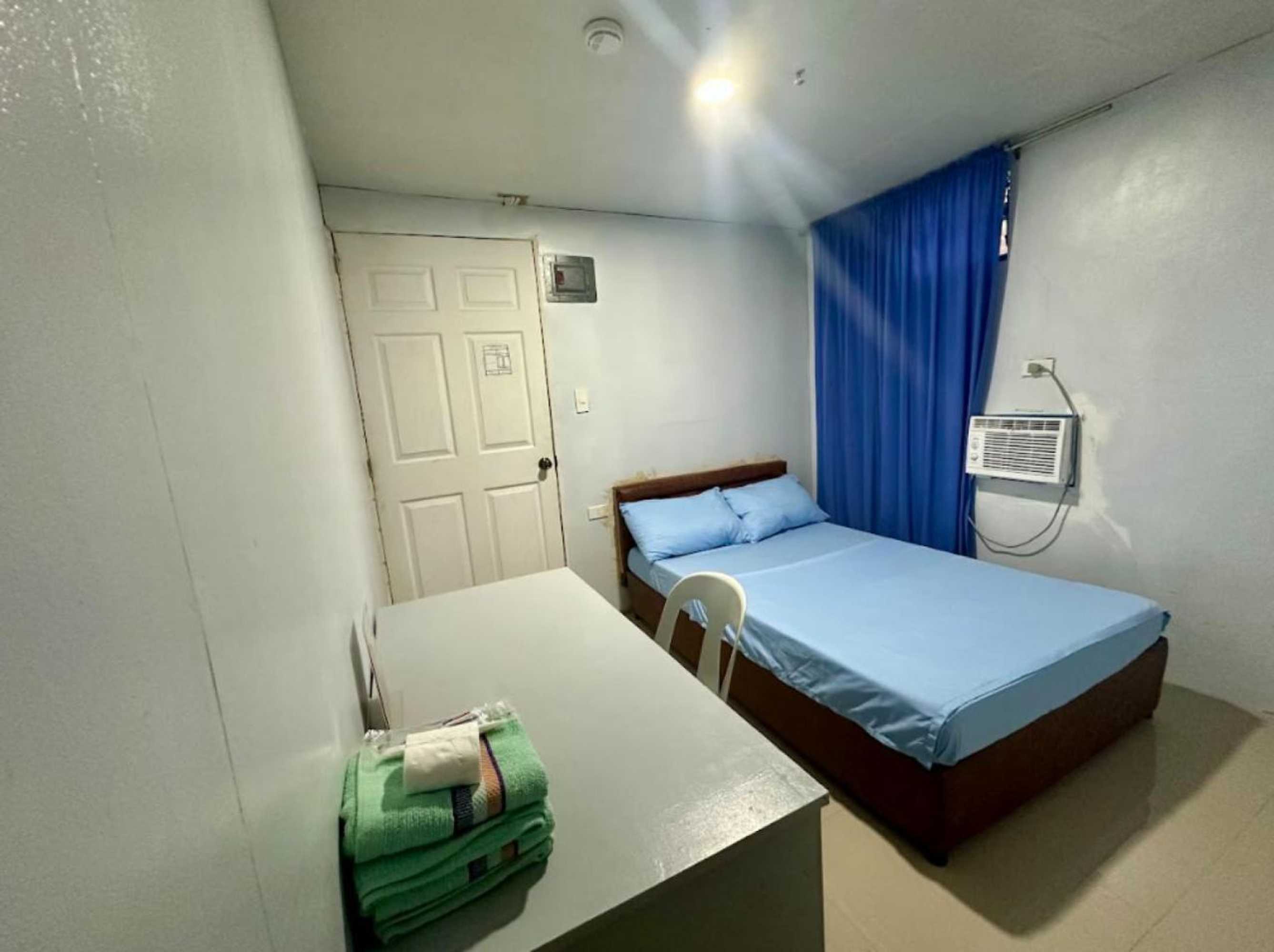 Gift card for Reddoorz at FJ Hotel Tubungan Iloilo