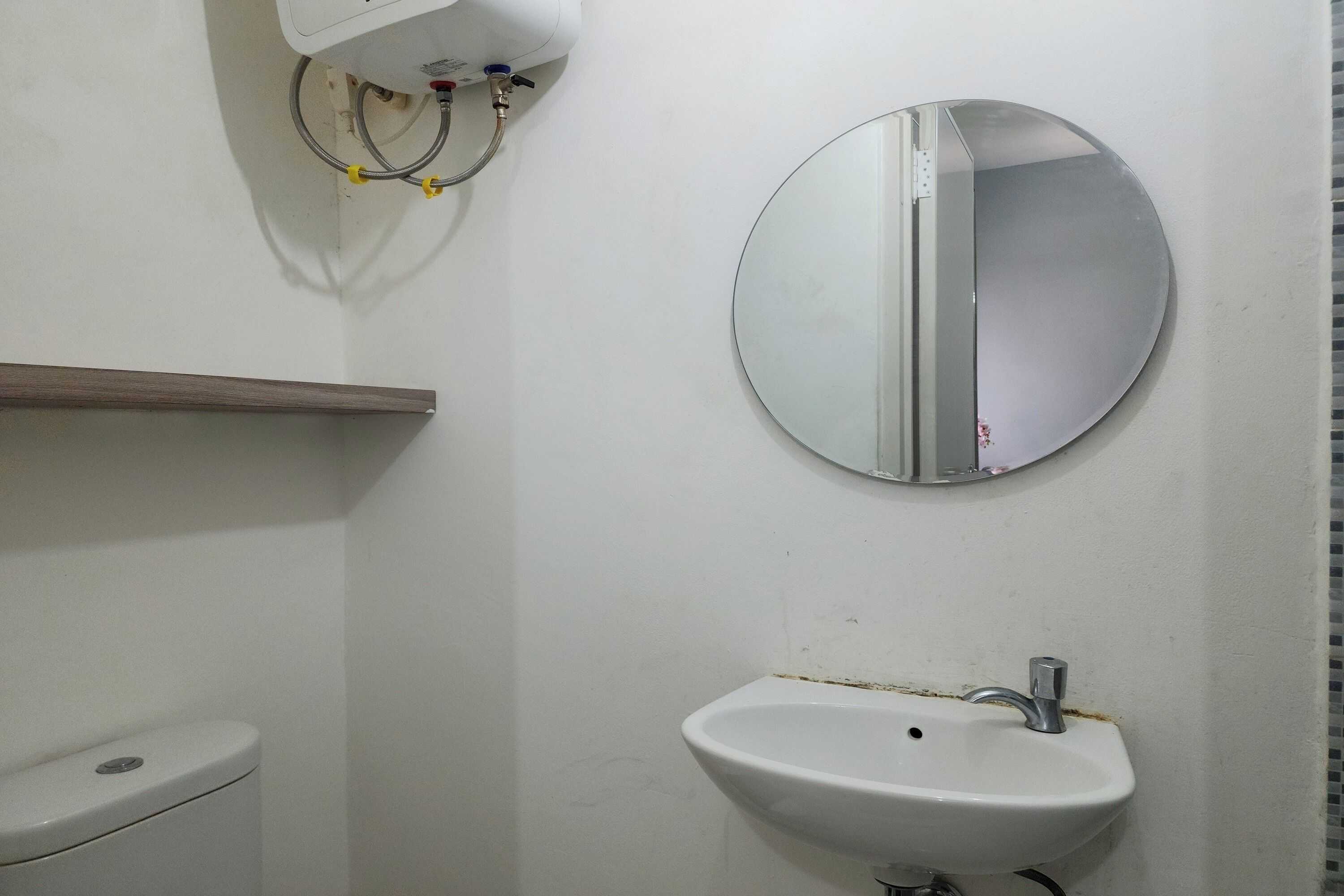 Gift card for Barata Hotel Near Bandara Soekarno Hatta Gift card for Barata Hotel Near Bandara Soekarno Hatta