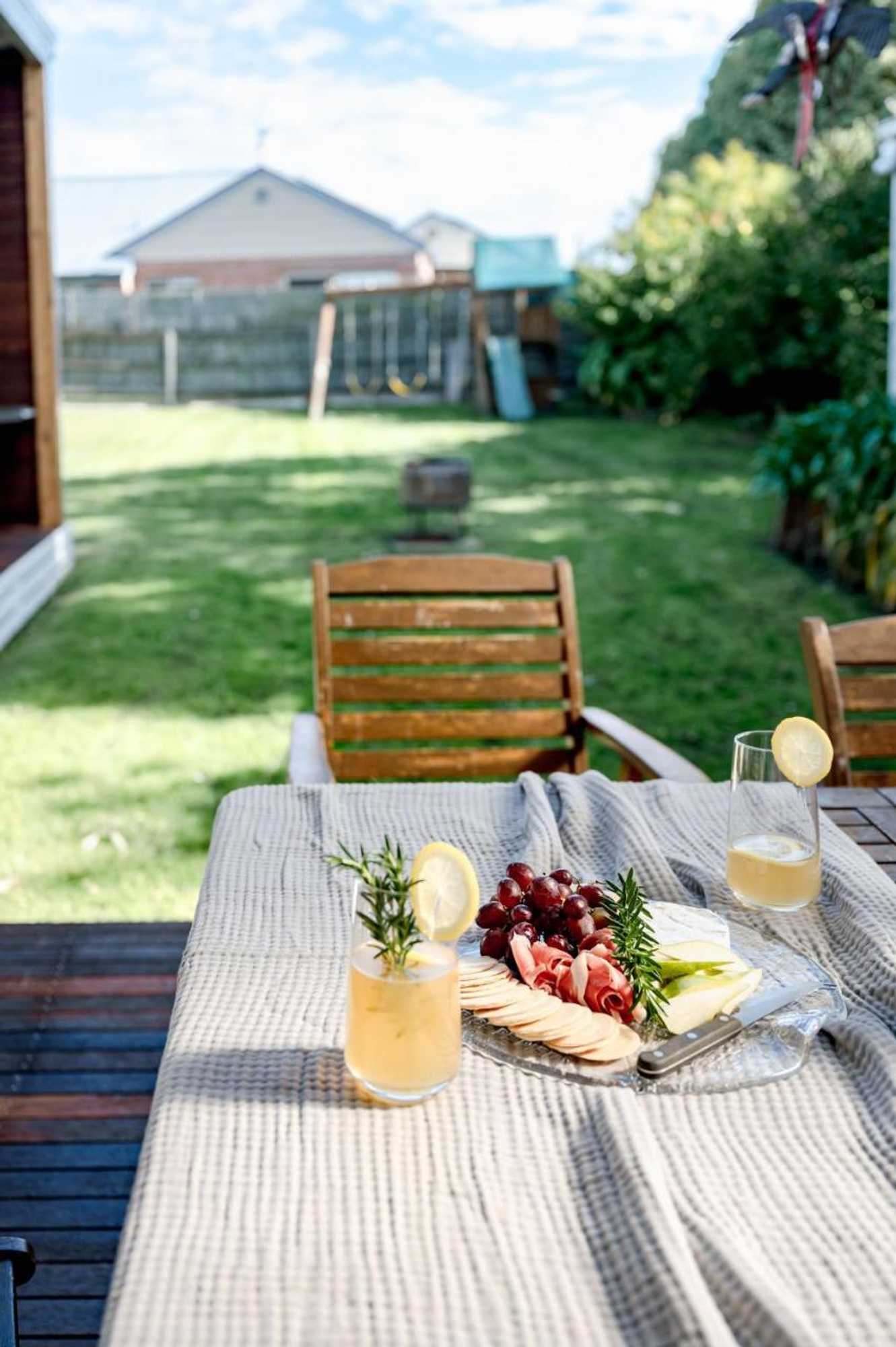 Gift card for Loch Retreat 550m To Town