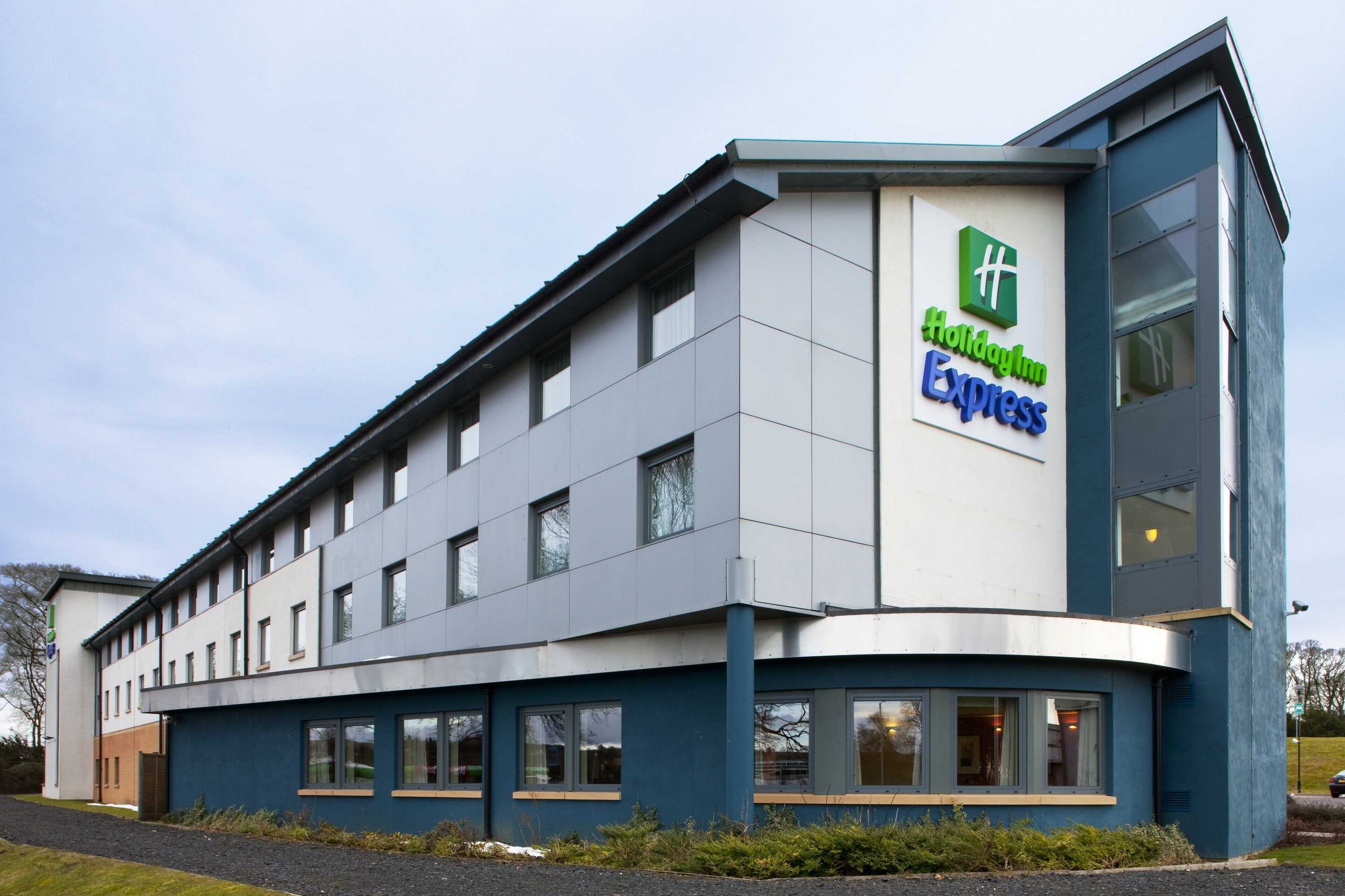 Gift card for Holiday Inn Express Dunfermline by Ihg Gift card for Holiday Inn Express Dunfermline by Ihg