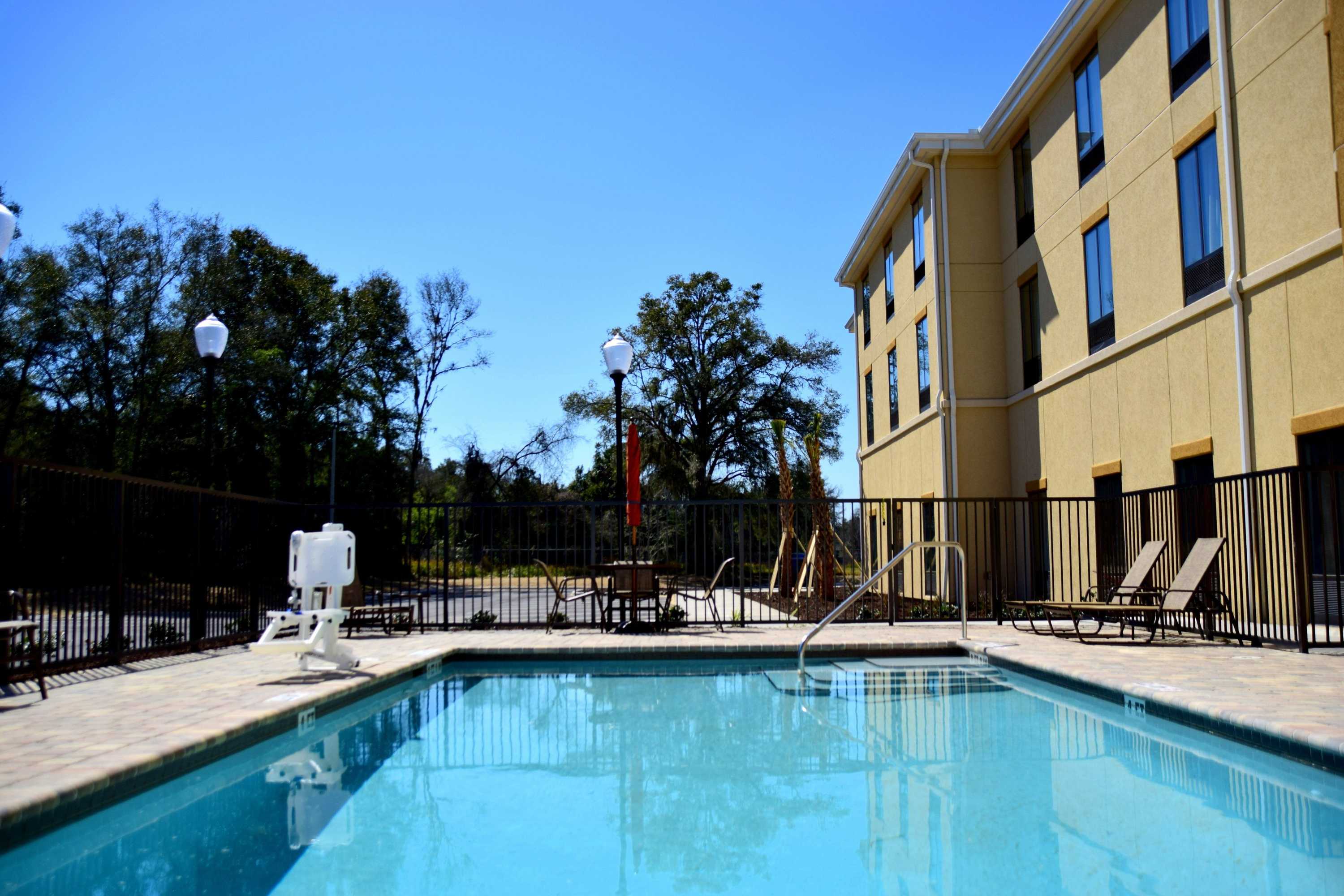 Gift card for Comfort Suites Dunnellon Near Rainbow Springs Gift card for Comfort Suites Dunnellon Near Rainbow Springs