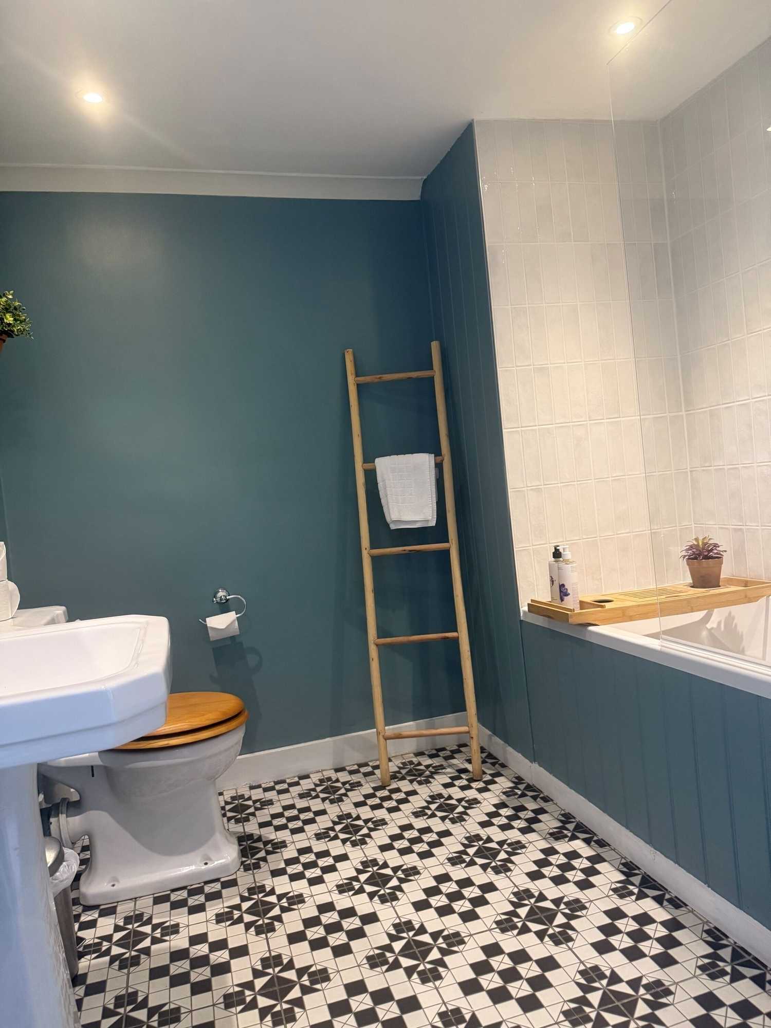 Gift card for The Horse & Groom Inn