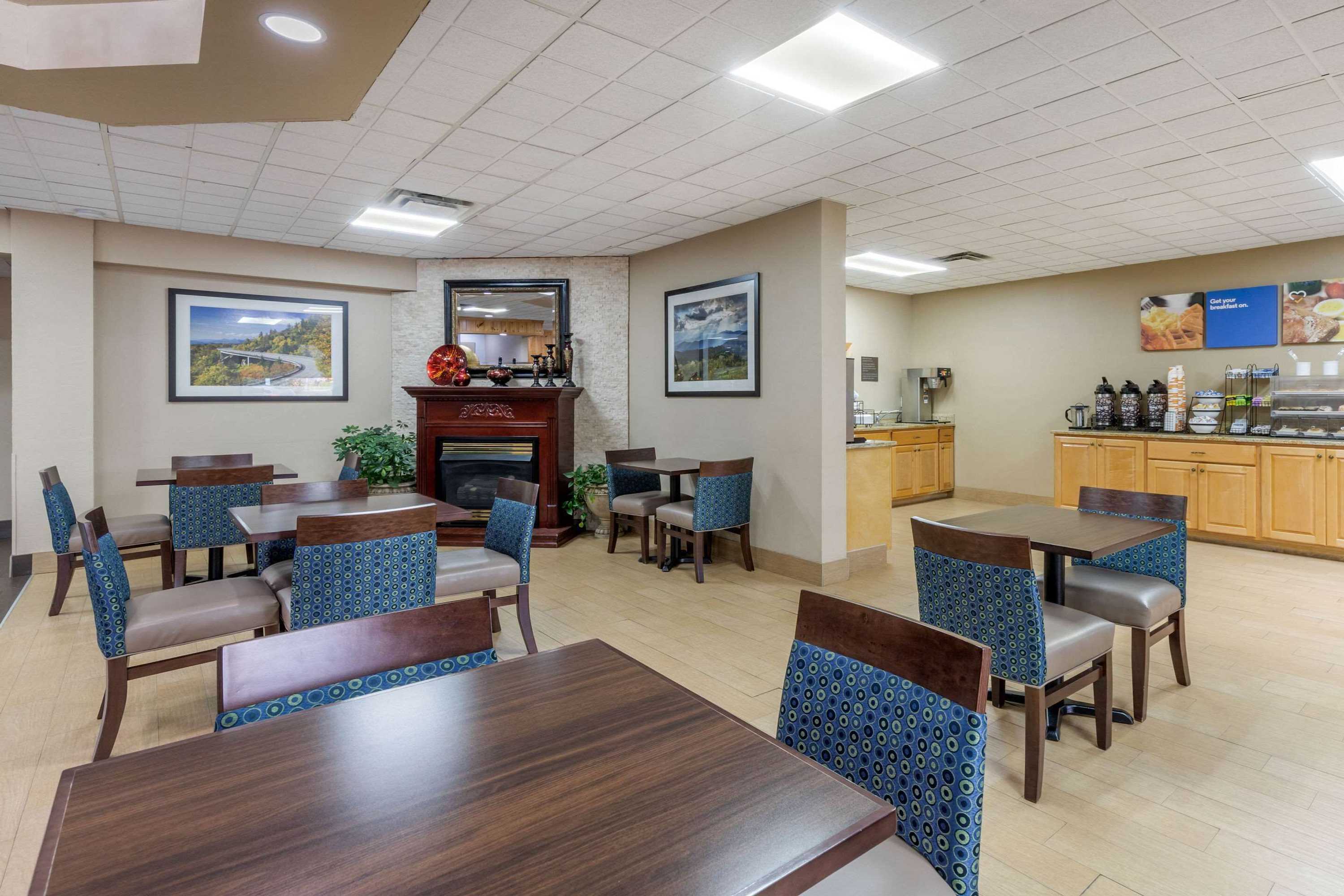 Gift card for Comfort Inn Asheville Airport Gift card for Comfort Inn Asheville Airport