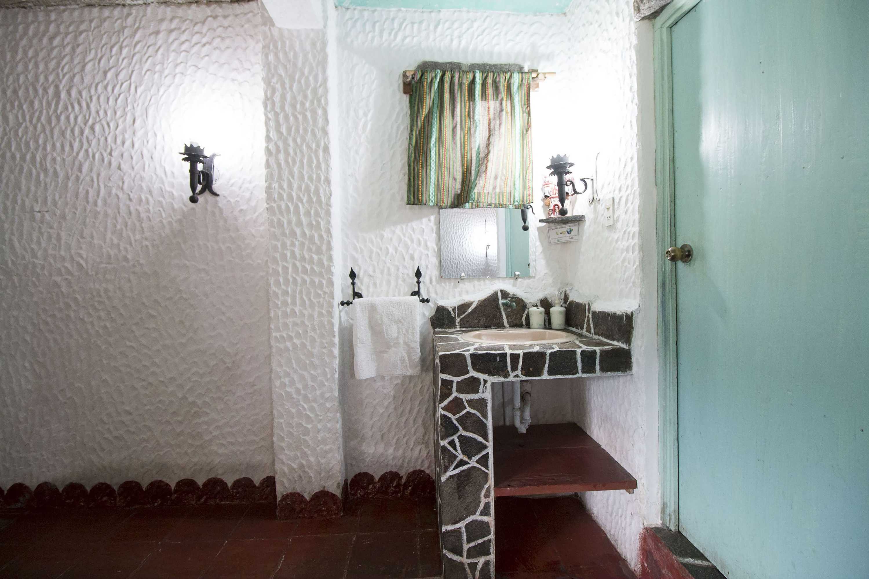 Gift card for Eco Hotel Uxlabil Atitlan Gift card for Eco Hotel Uxlabil Atitlan