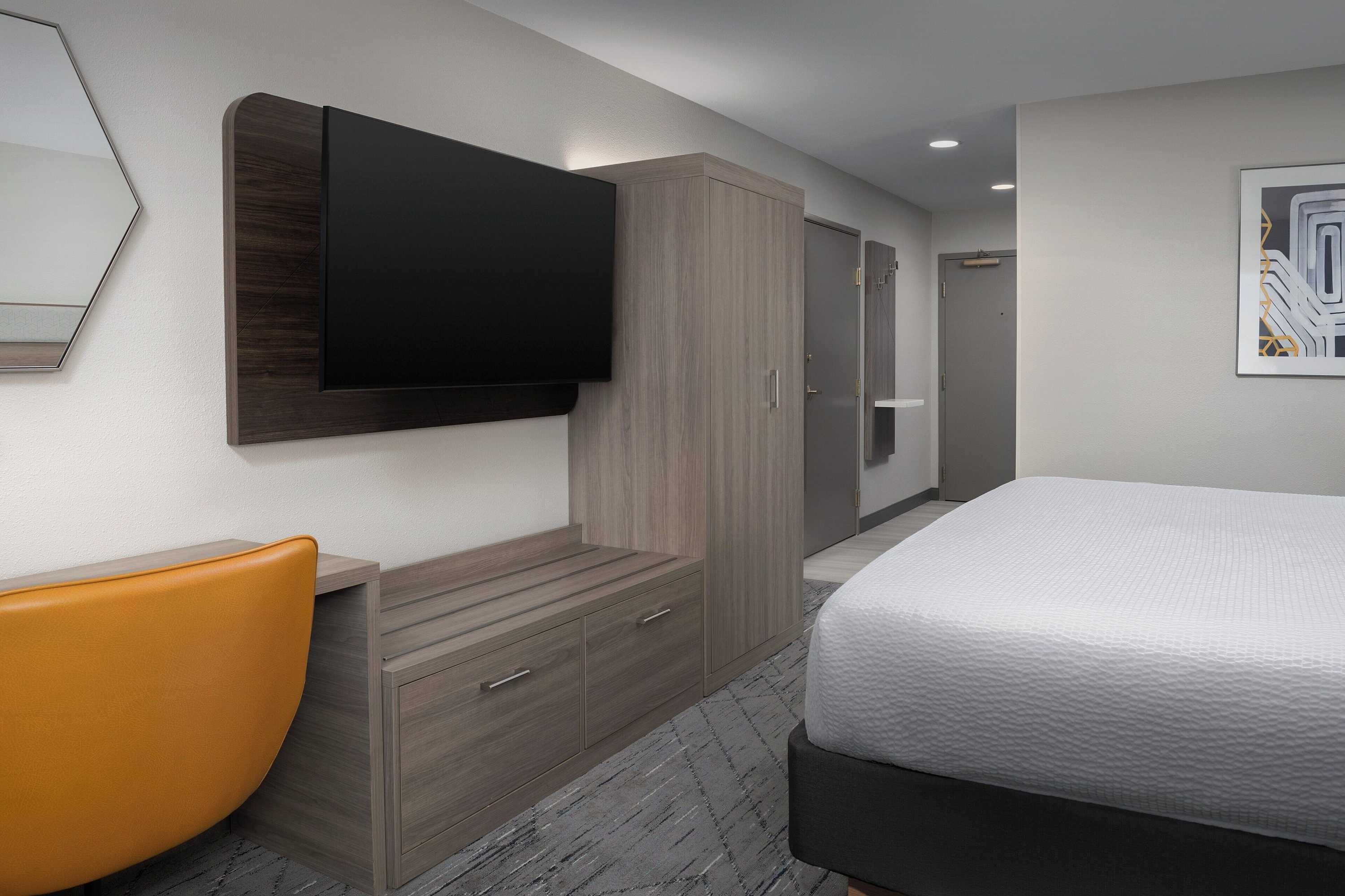 Gift card for Holiday Inn Express Spokane Airport by Ihg Gift card for Holiday Inn Express Spokane Airport by Ihg