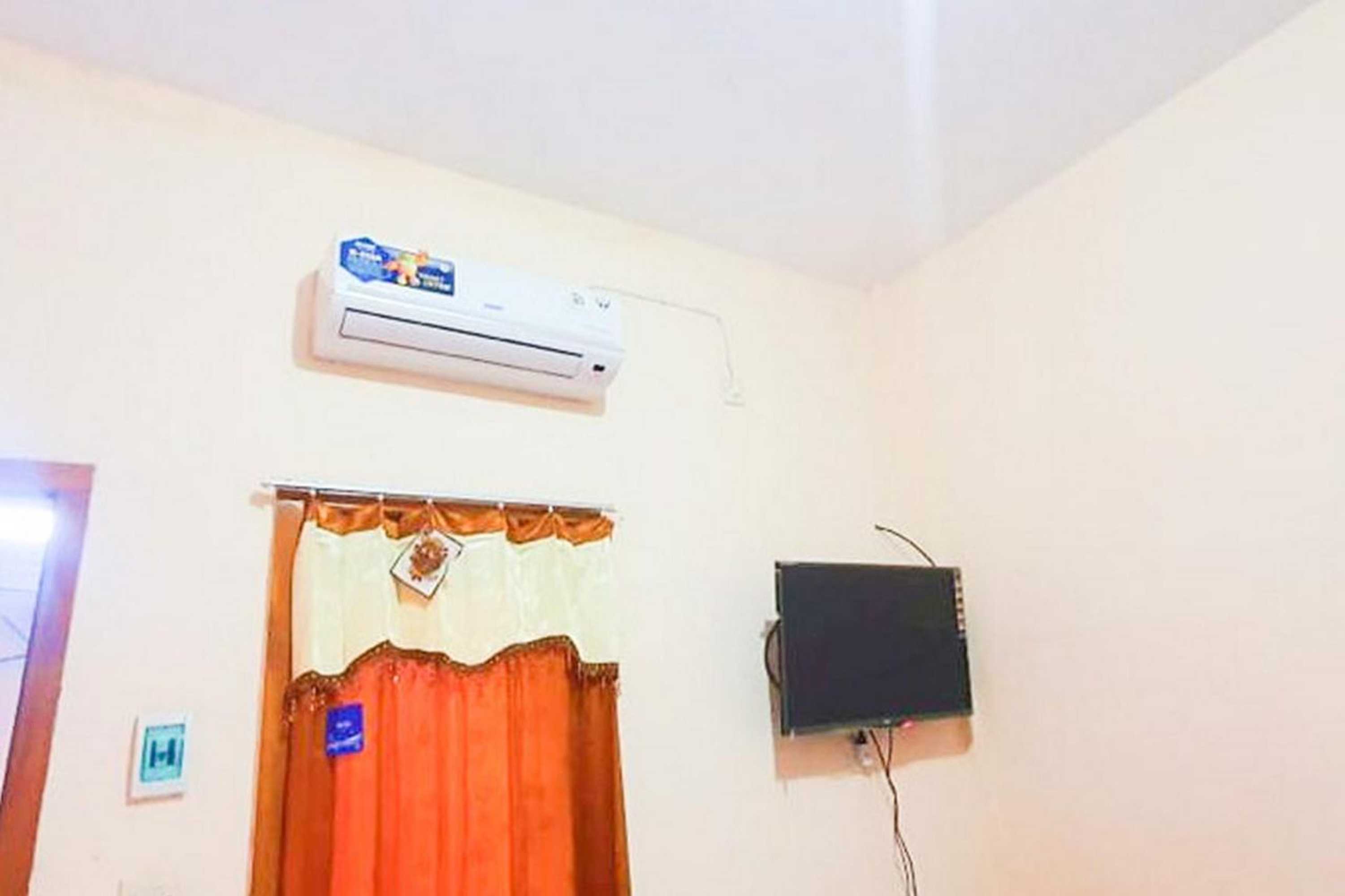 Gift card for Green Kanca Syariah Guest House Mitra Reddoorz Gift card for Green Kanca Syariah Guest House Mitra Reddoorz