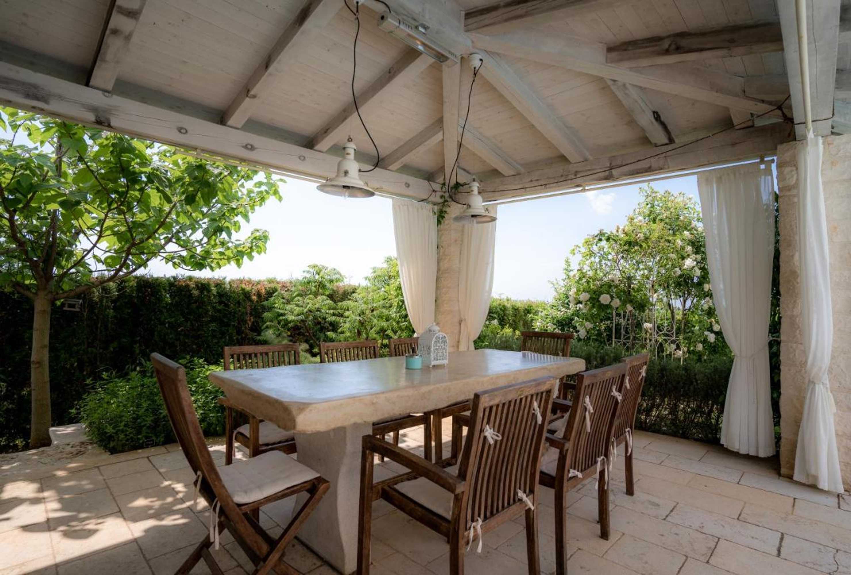 Gift card for Villa Moonlight