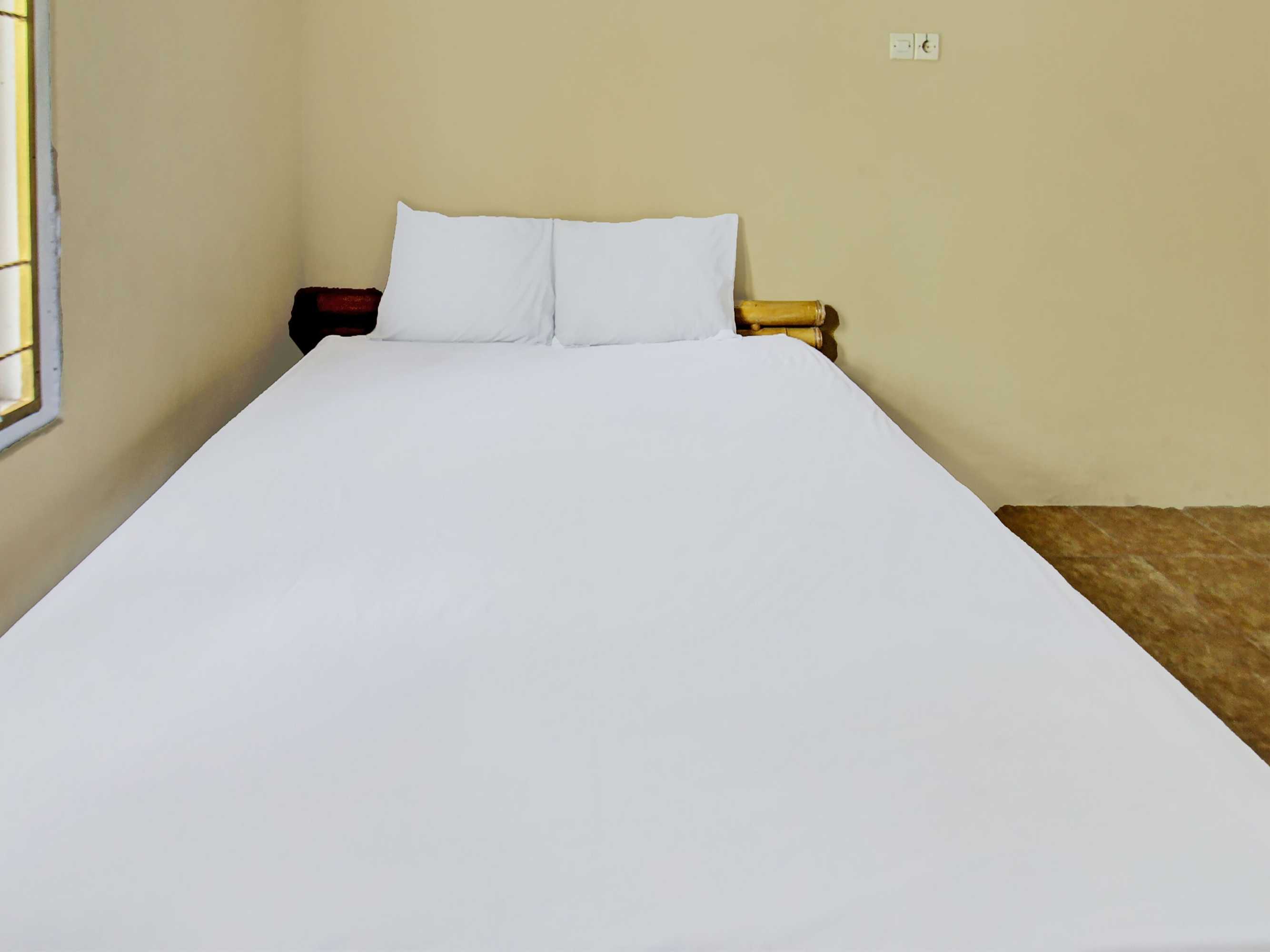 Gift card for Oyo 92197 Zahira Homestay Near Ekas Surf School And Service Gift card for Oyo 92197 Zahira Homestay Near Ekas Surf School And Service