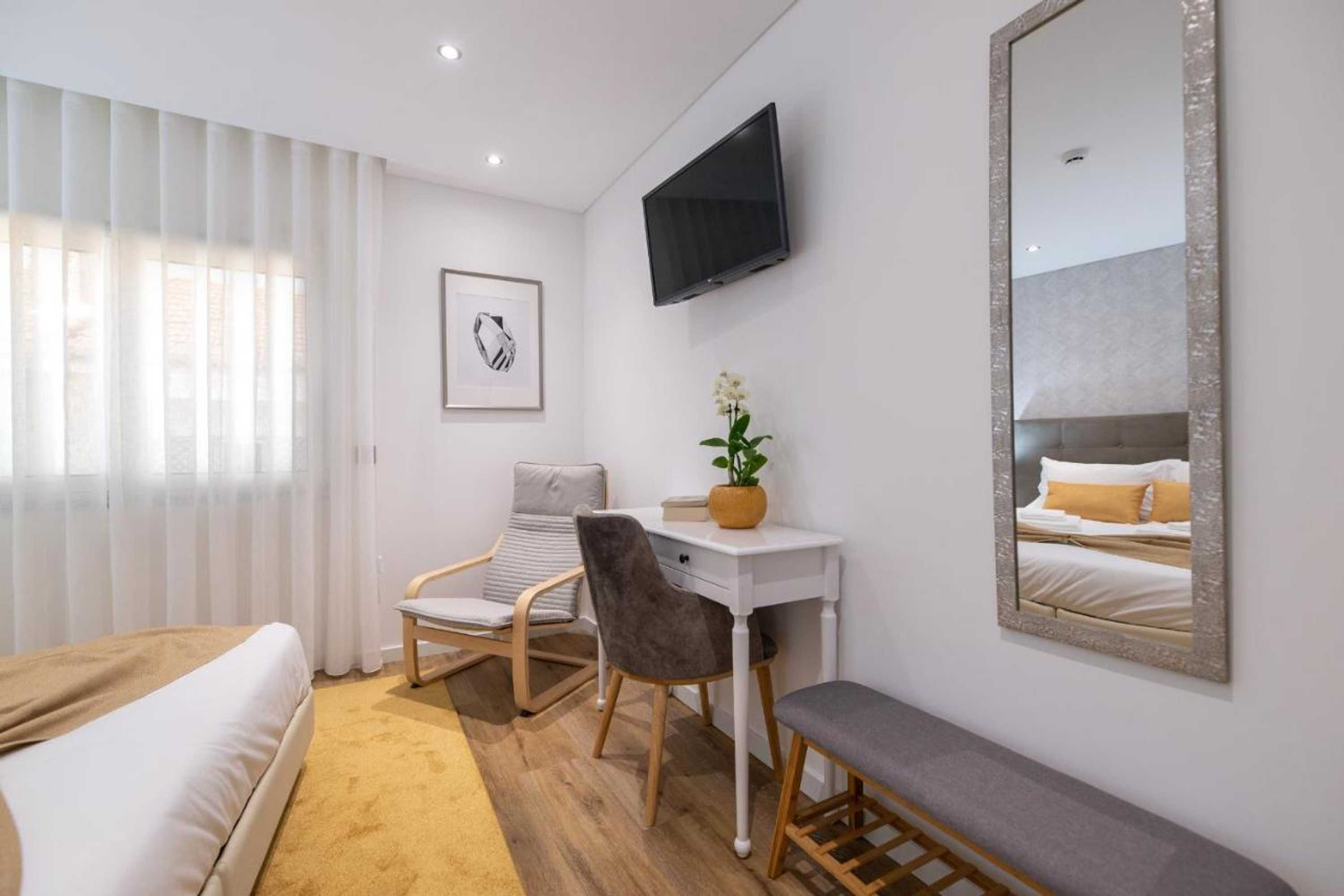 Gift card for 9 Quartos Alojamento