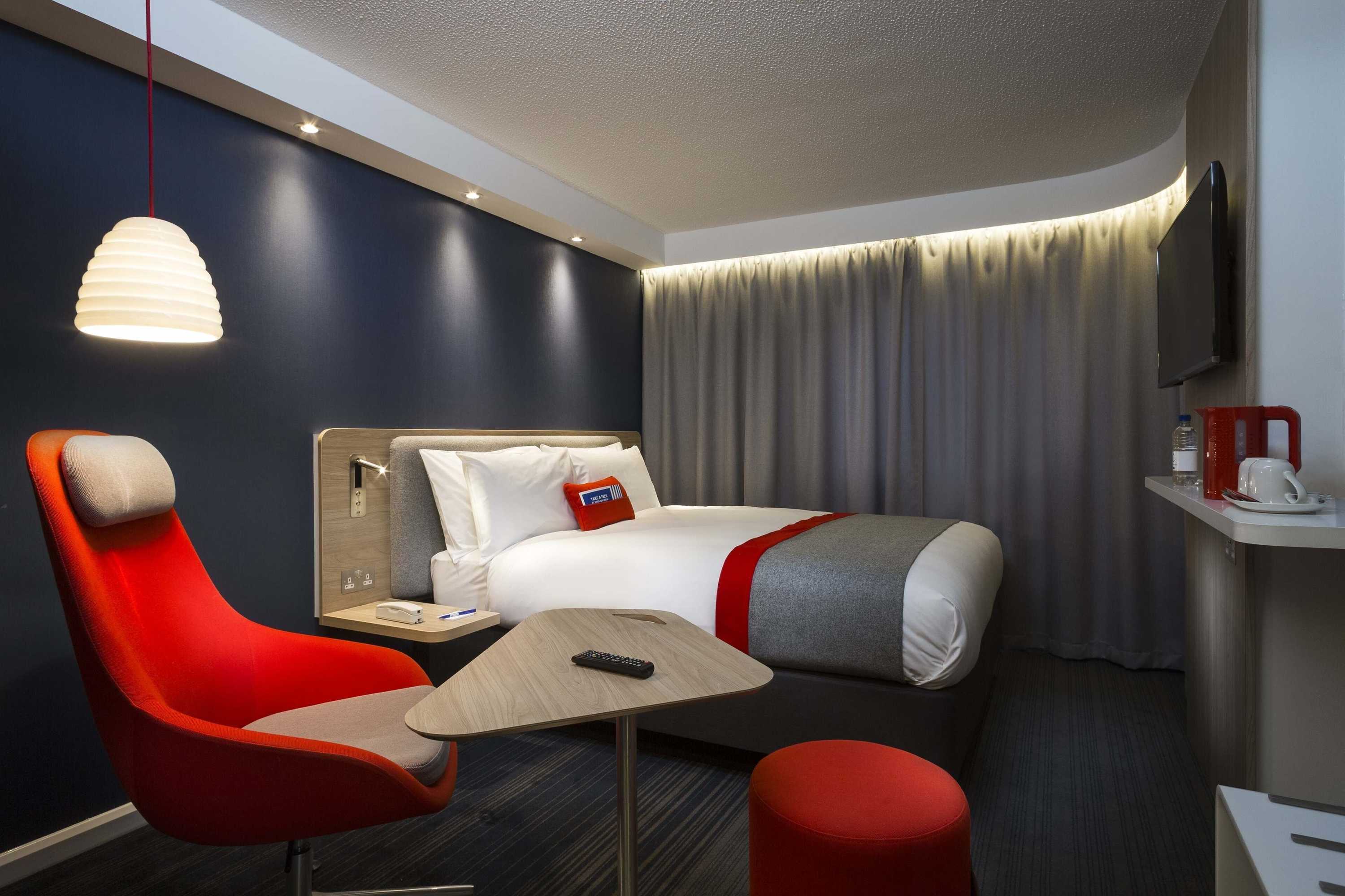 Gift card for Holiday Inn Express Grimsby by Ihg Gift card for Holiday Inn Express Grimsby by Ihg