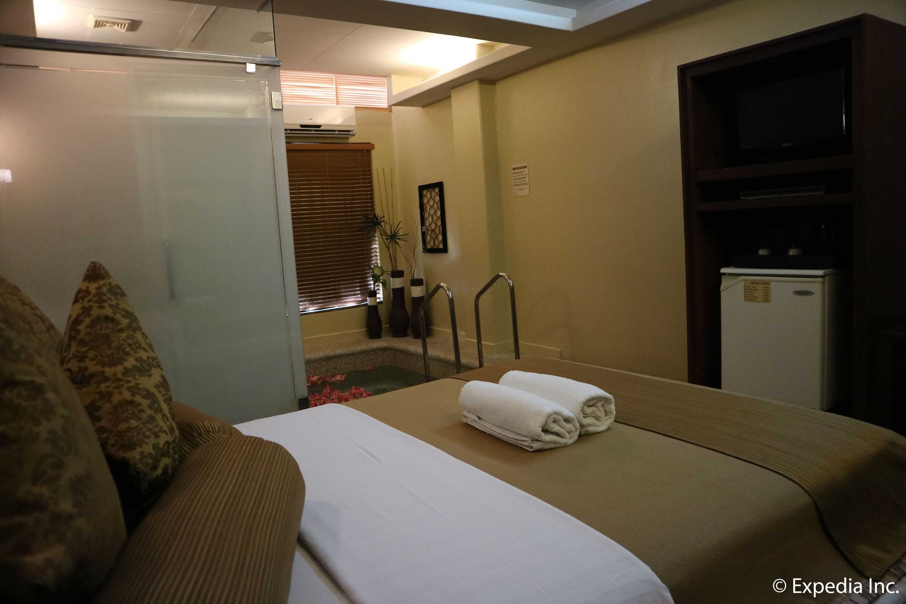 Gift card for Splash Suites Hotel Laguna Gift card for Splash Suites Hotel Laguna
