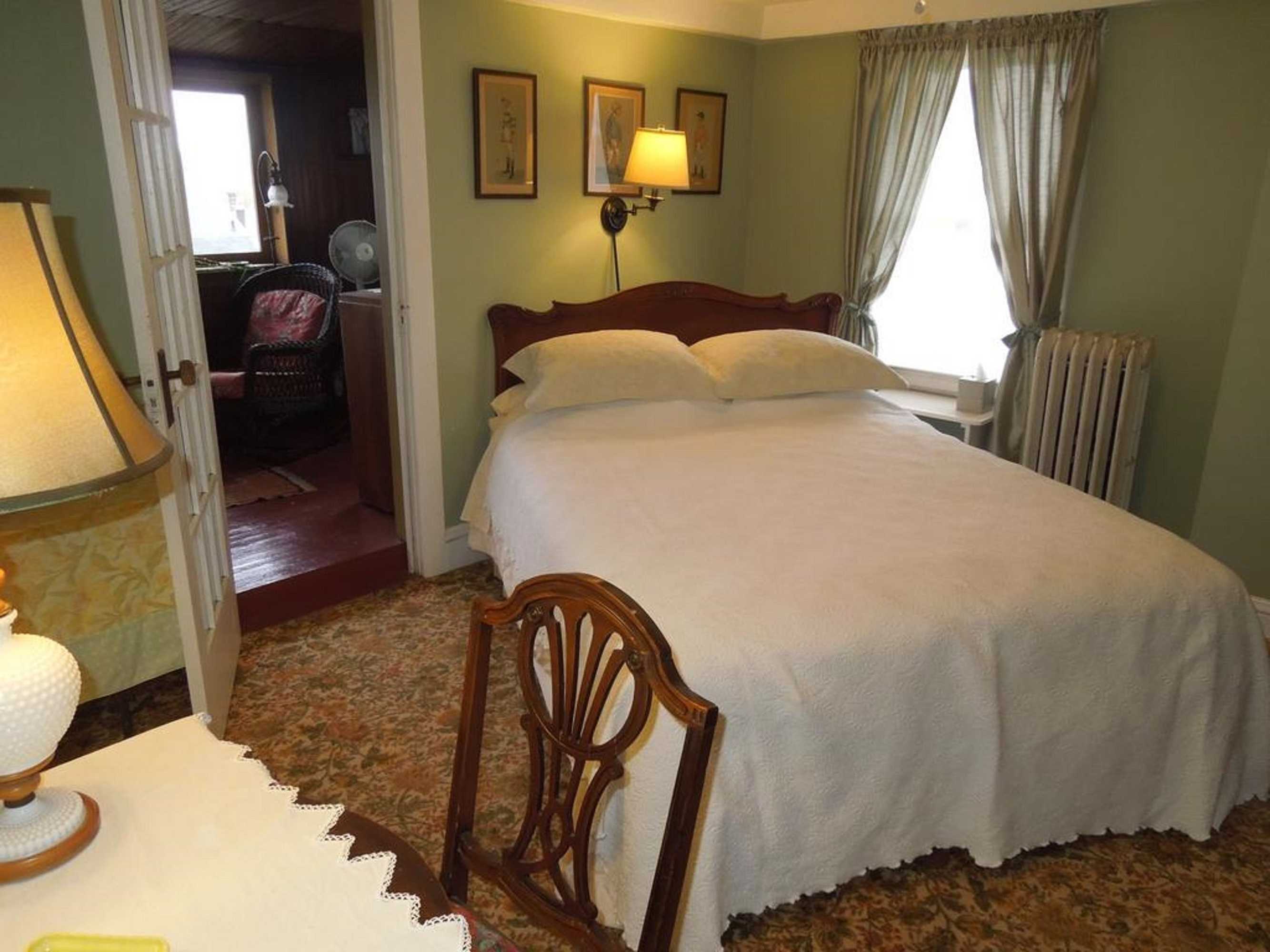 Gift card for Victorian Bed & Breakfast Gift card for Victorian Bed & Breakfast