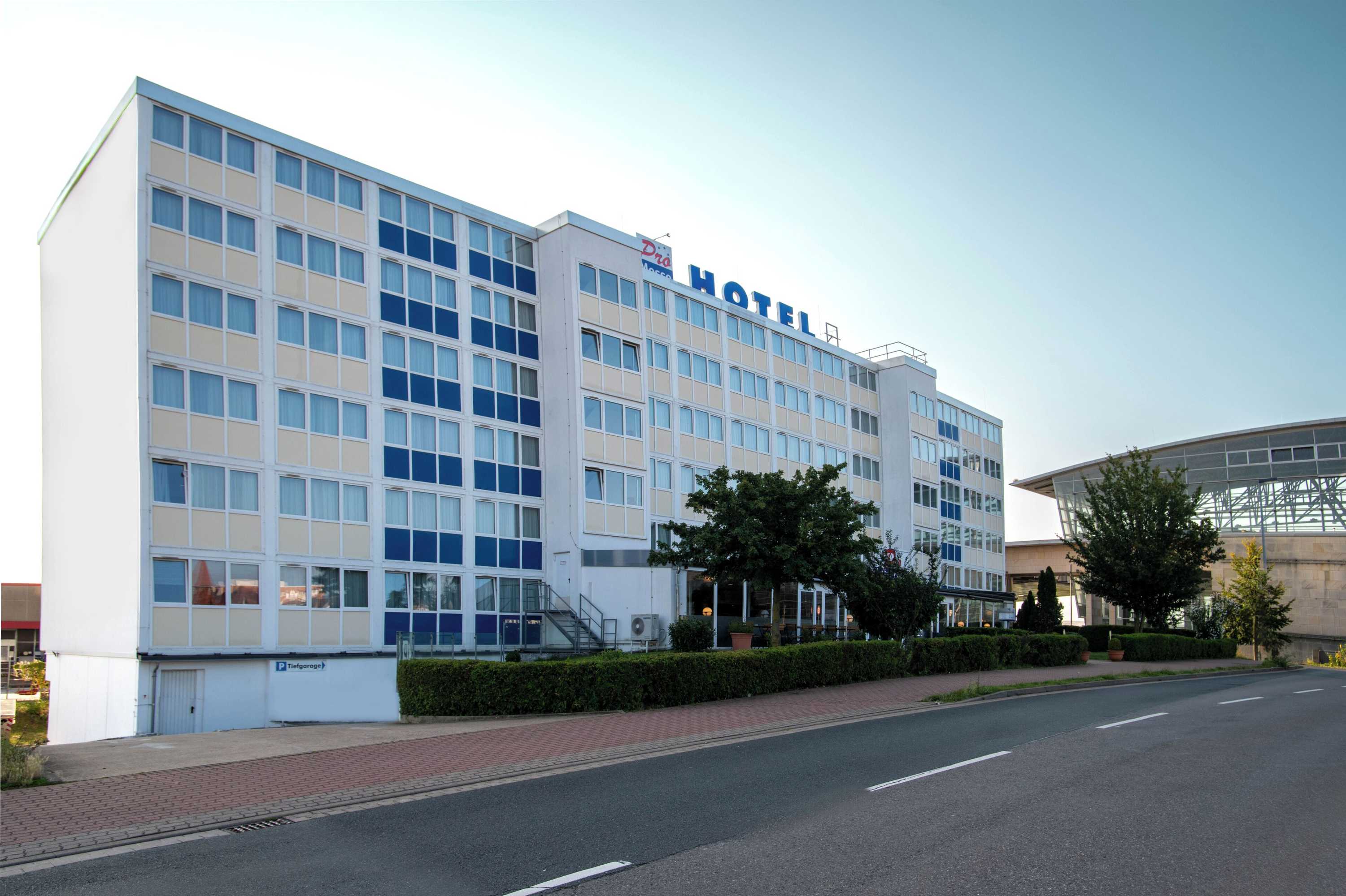 Gift card for [bee]village Messehotel Hannover-Laatzen