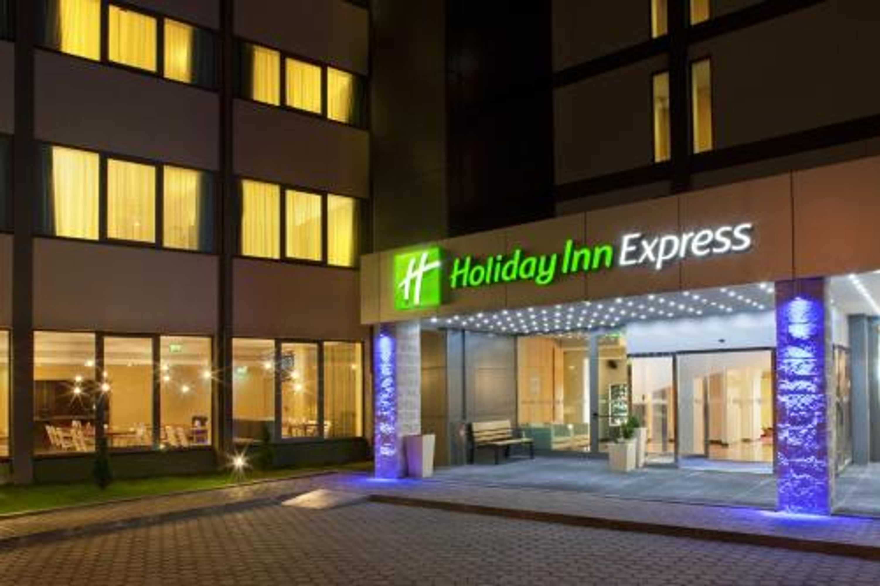 Gift card for Holiday Inn Express Lisbon Airport by Ihg
