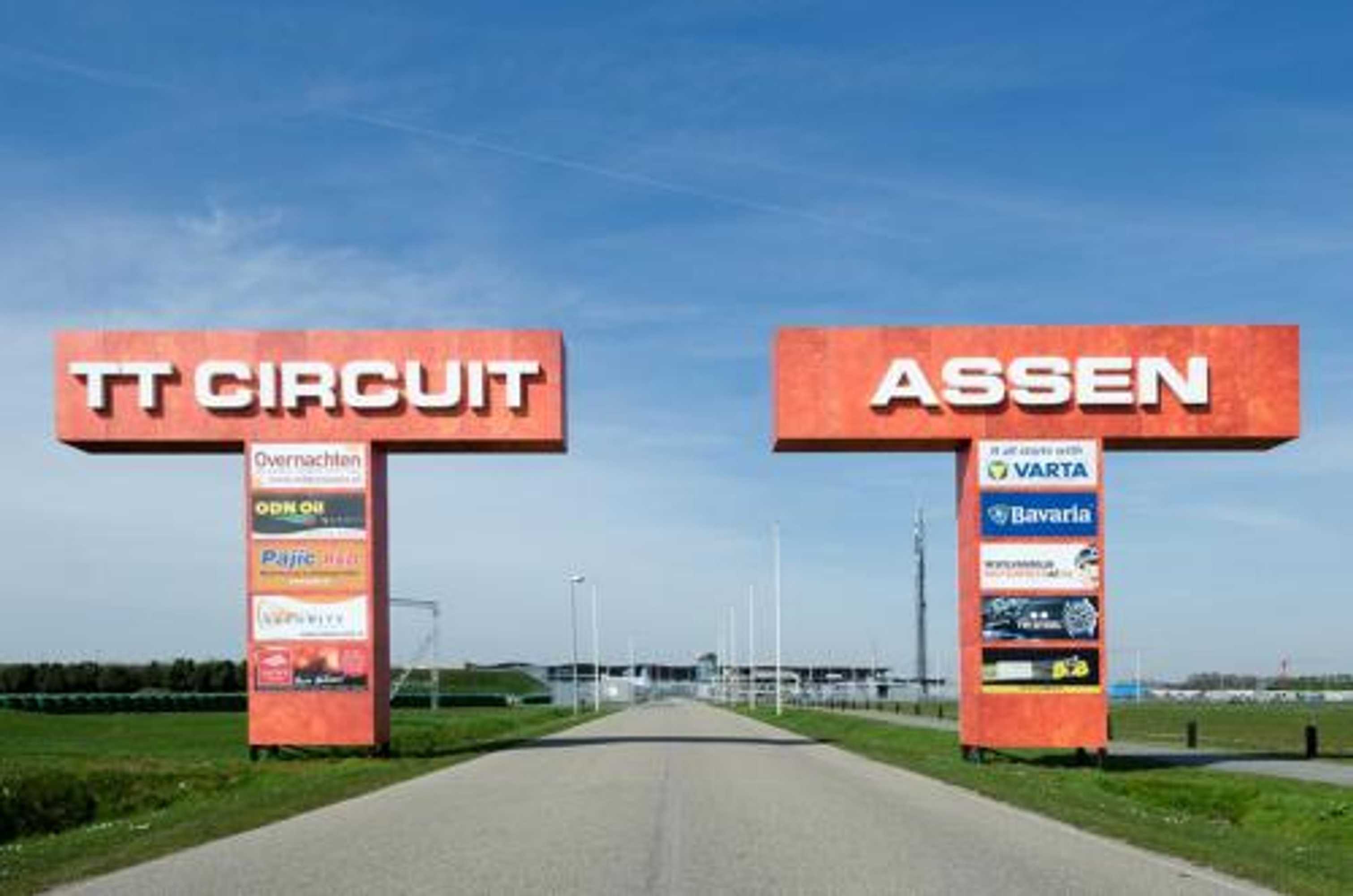 Gift card for 100 Jaar TT Circuit Assen 2025 Glamping Incl Stroom Gift card for 100 Jaar TT Circuit Assen 2025 Glamping Incl Stroom