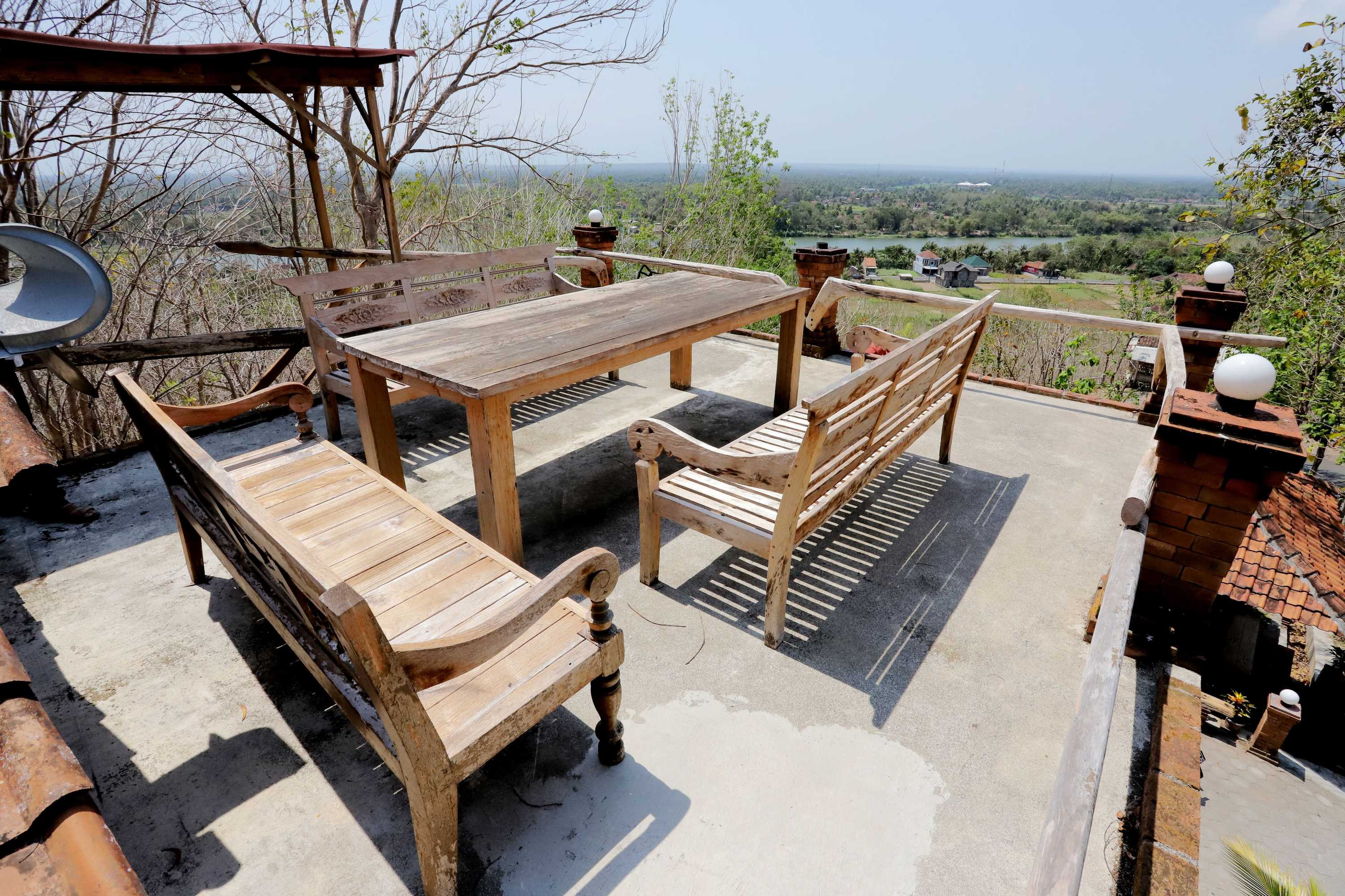 Gift card for Newalaskuliner & Homestaywatulumbung Gift card for Newalaskuliner & Homestaywatulumbung