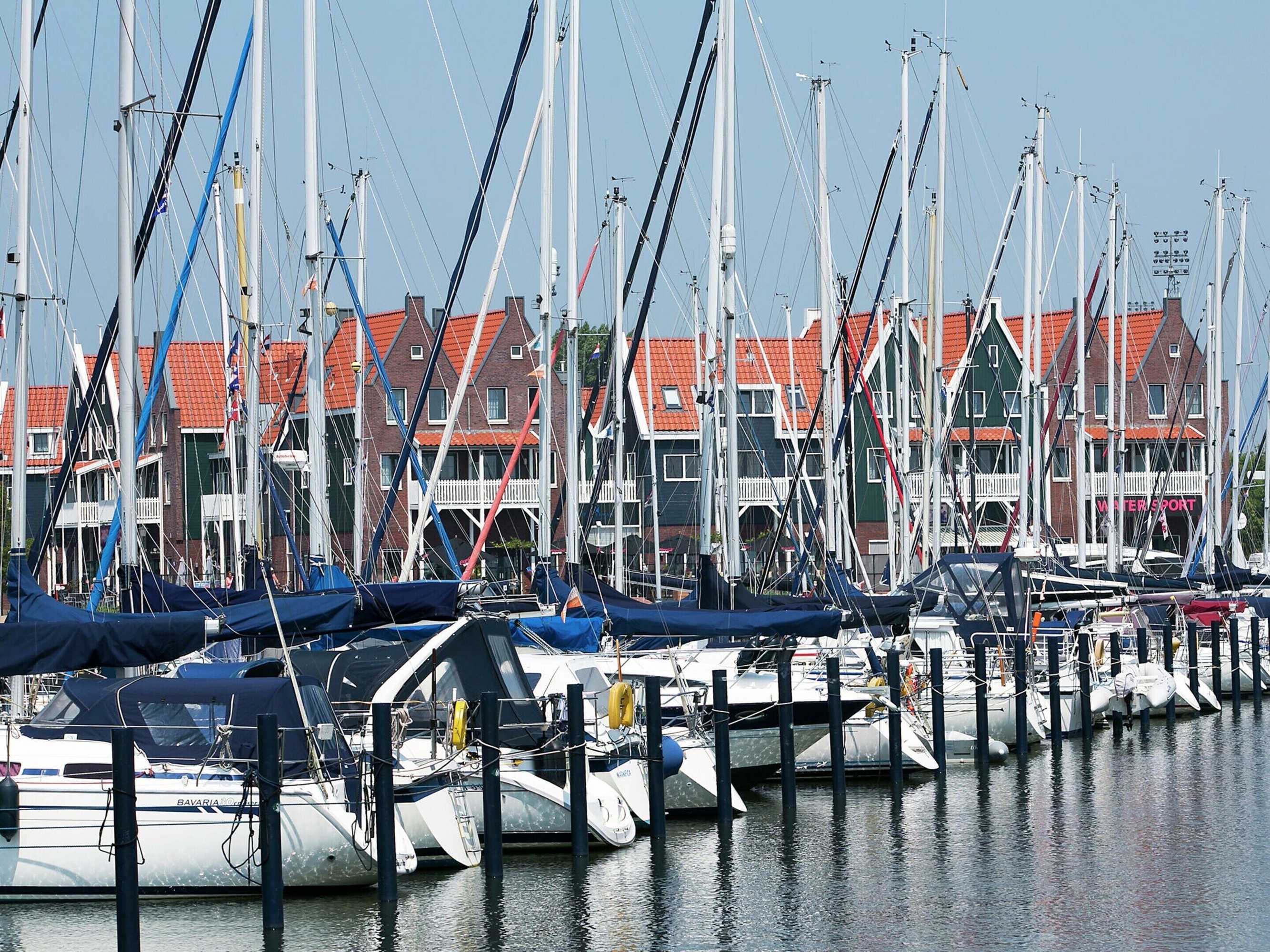 Gift card for Roompot Hotel Marinapark Volendam Gift card for Roompot Hotel Marinapark Volendam